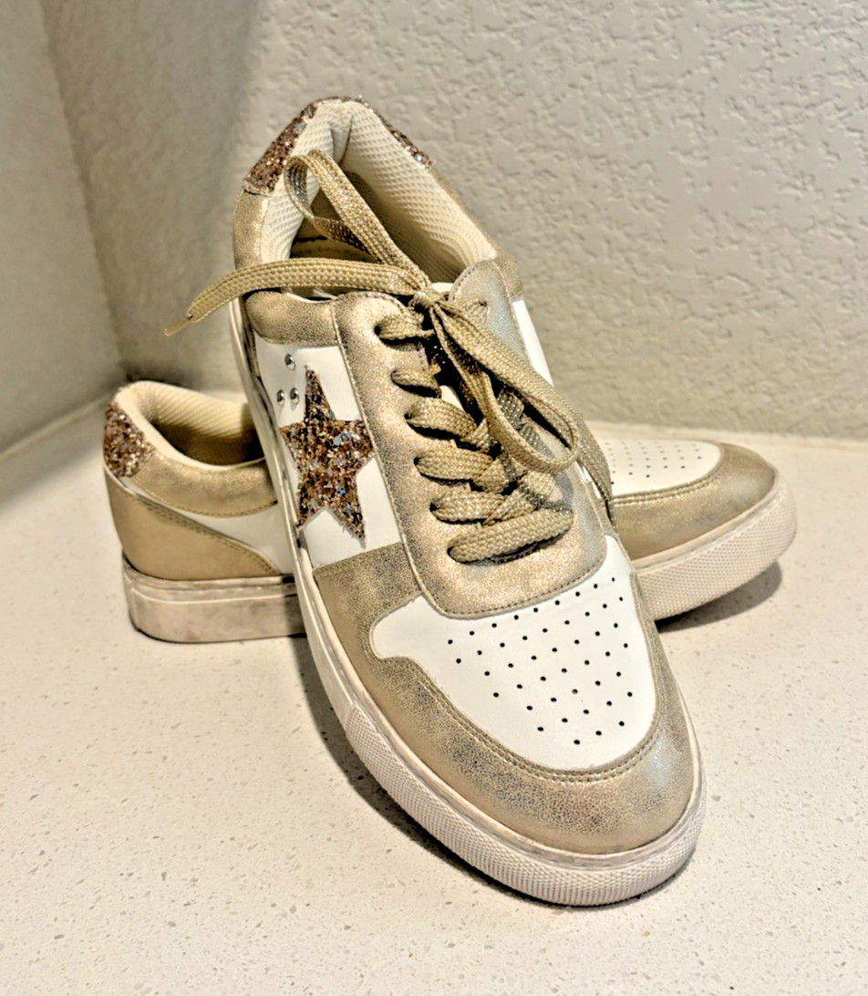 Hey Girl by Corkys Constellation Sneaker in Gold Matallic – Size 9 Fair Festival