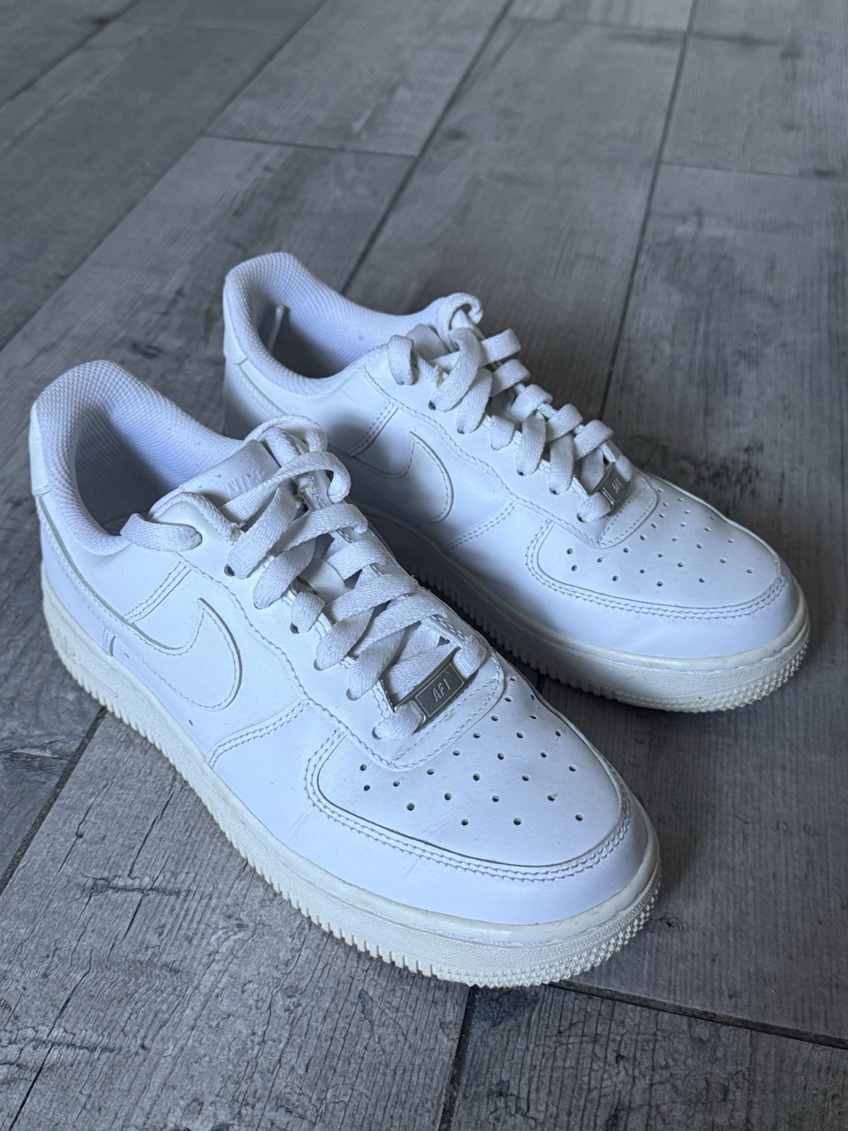 Women’s Nike Air Force One Size 6.5