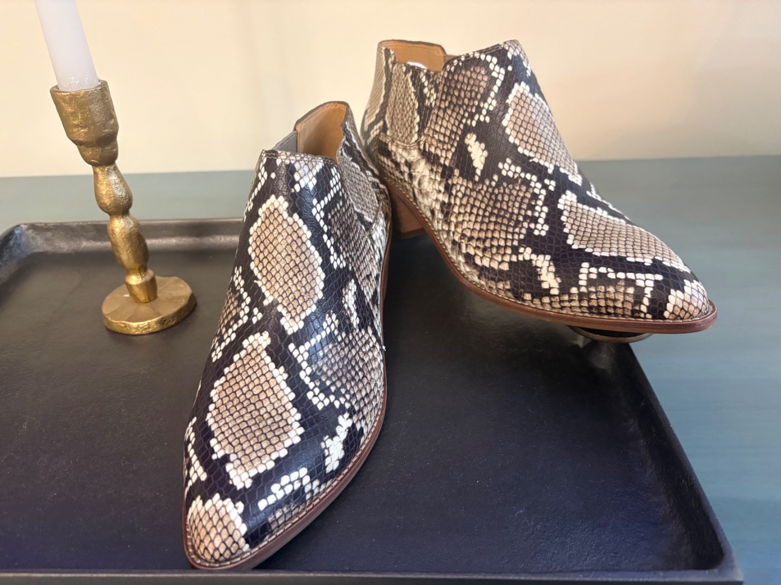 MADEWELL Chelsie Snake Print Embossed Leather shoes Boots Womens size 8.5 new