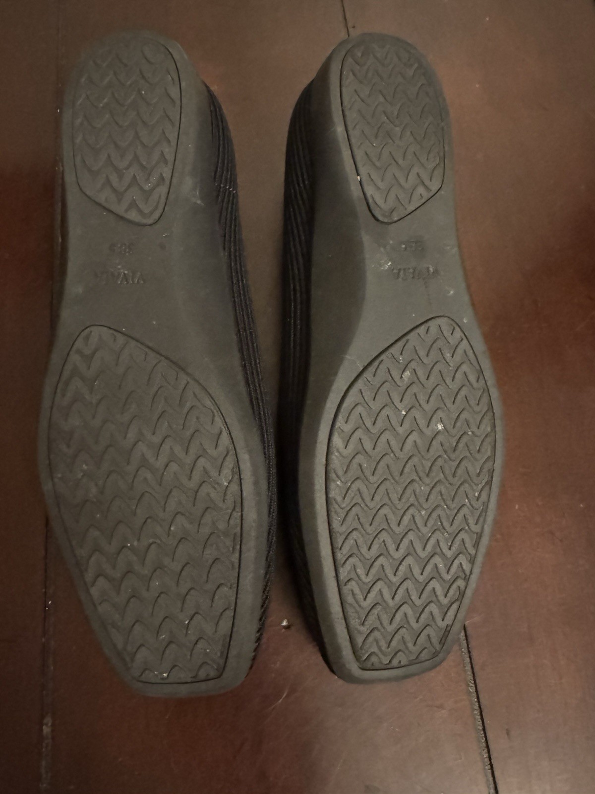 VIVAIA Margot Walker Mary Jane Black Ballet Flats Sz 8 EU 38.5 Textured Knit