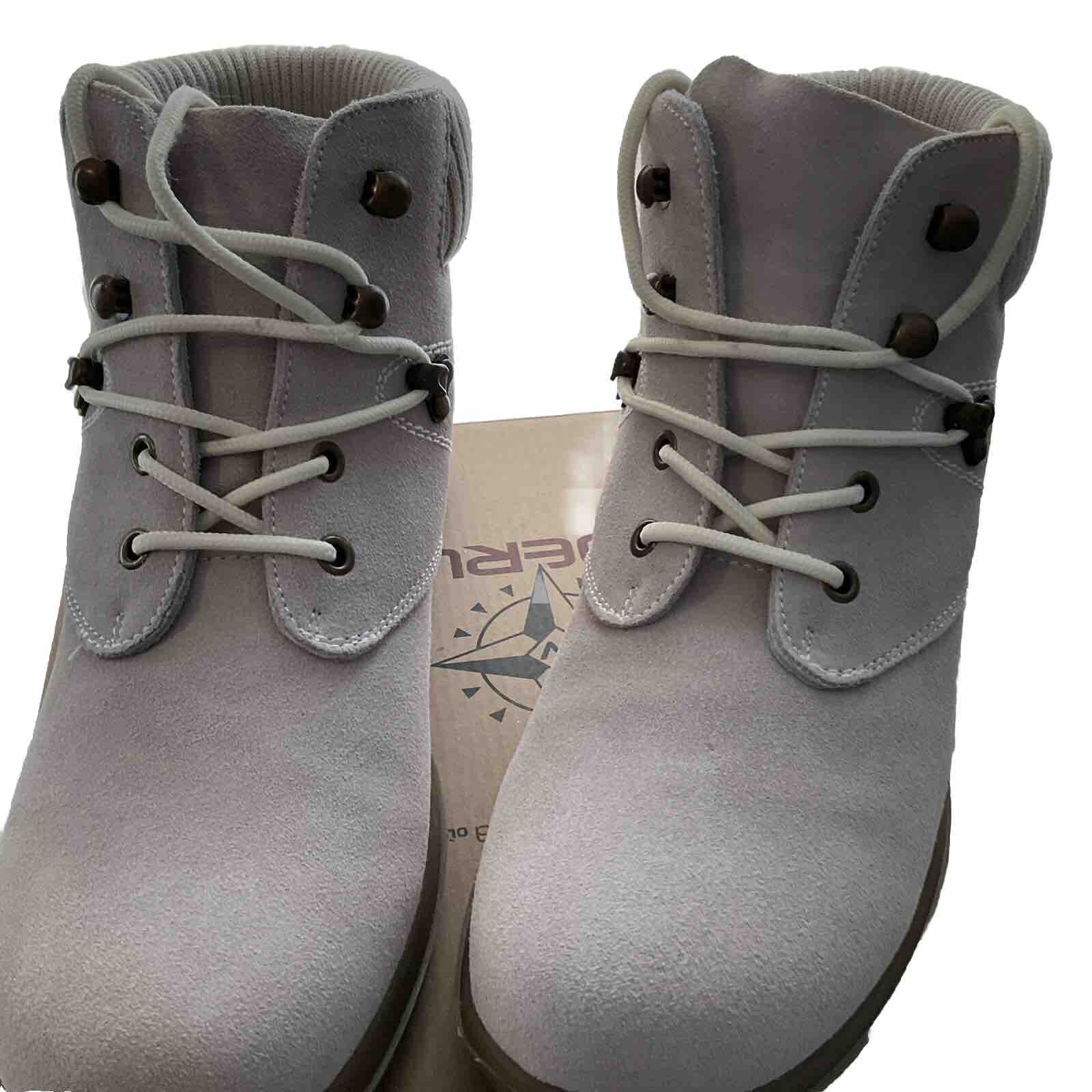 Wanderlust Womens Boston White Winter Boots 9.5 Wide