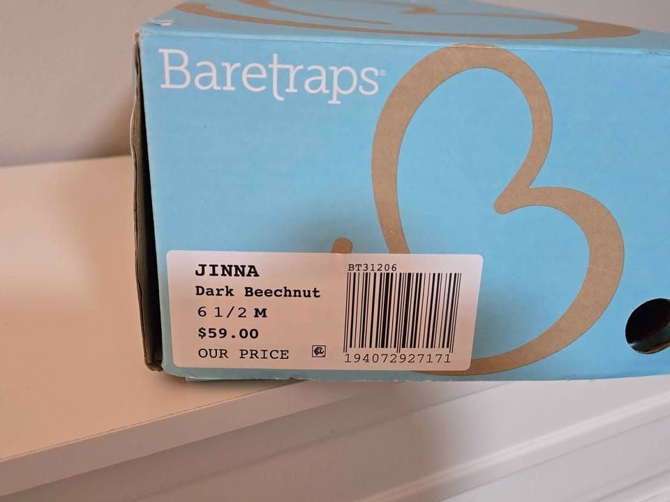 NEW!!! Women’s Baretraps Jinna SandalsSize 6.5