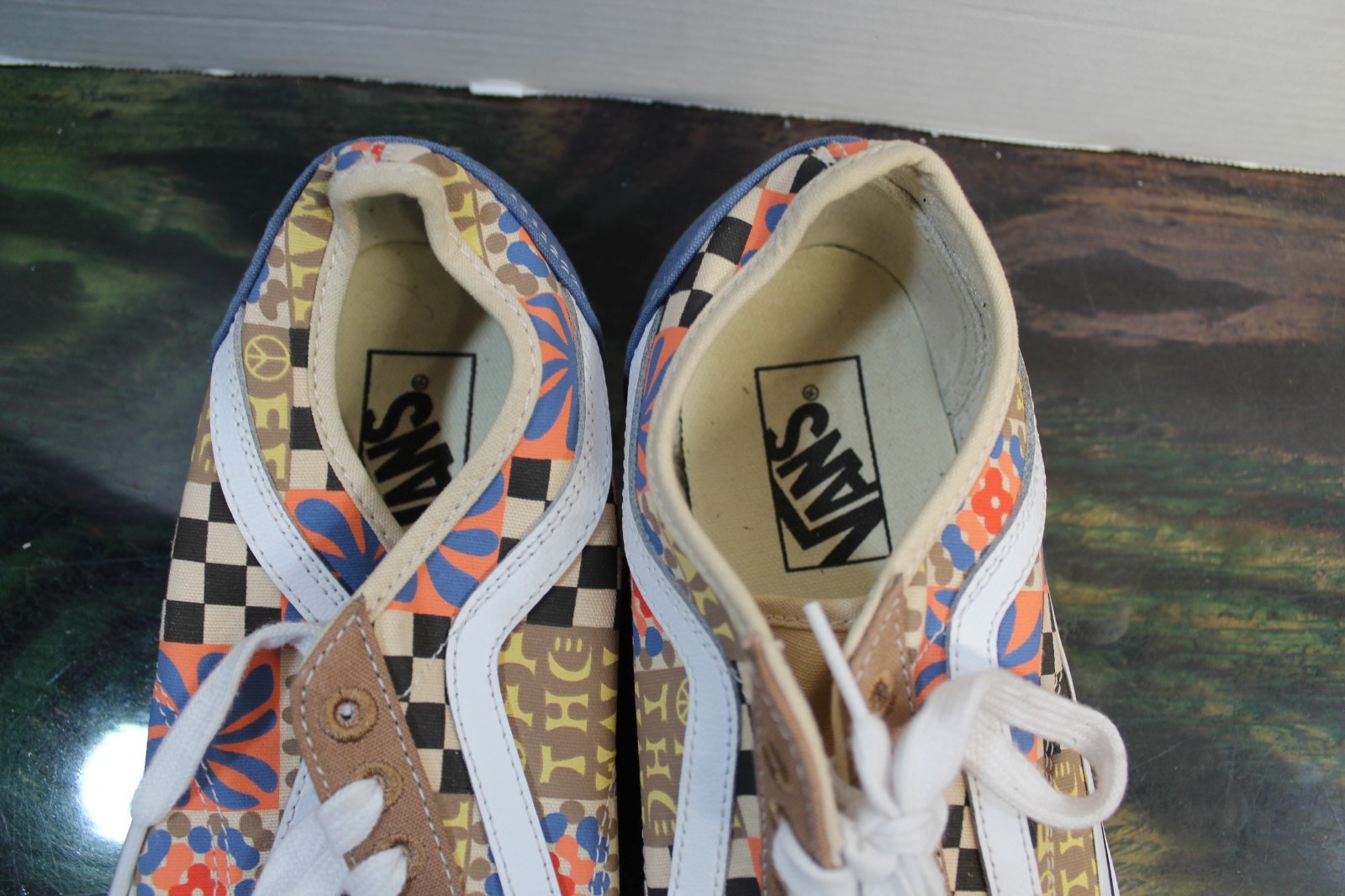 Vans Camp Positive Skate Shoes Sneakers Sz 10 Lace-up Canvas Foxing Peace