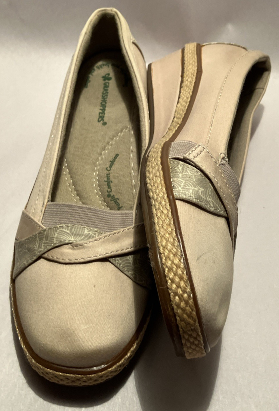 New Grasshoppers Purefit Comfort Cushion Support Womens 6M Tan 1″ Wedge Slip Ons