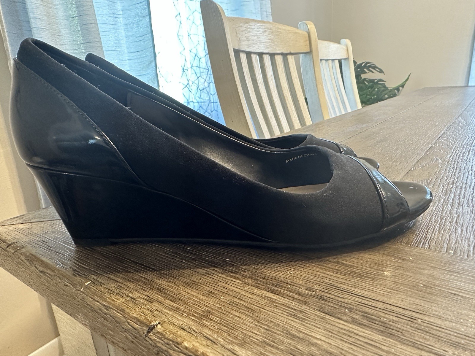 Ellen Tracy Ida Women’s Black Wedge Heels Open Toe Size 7.5