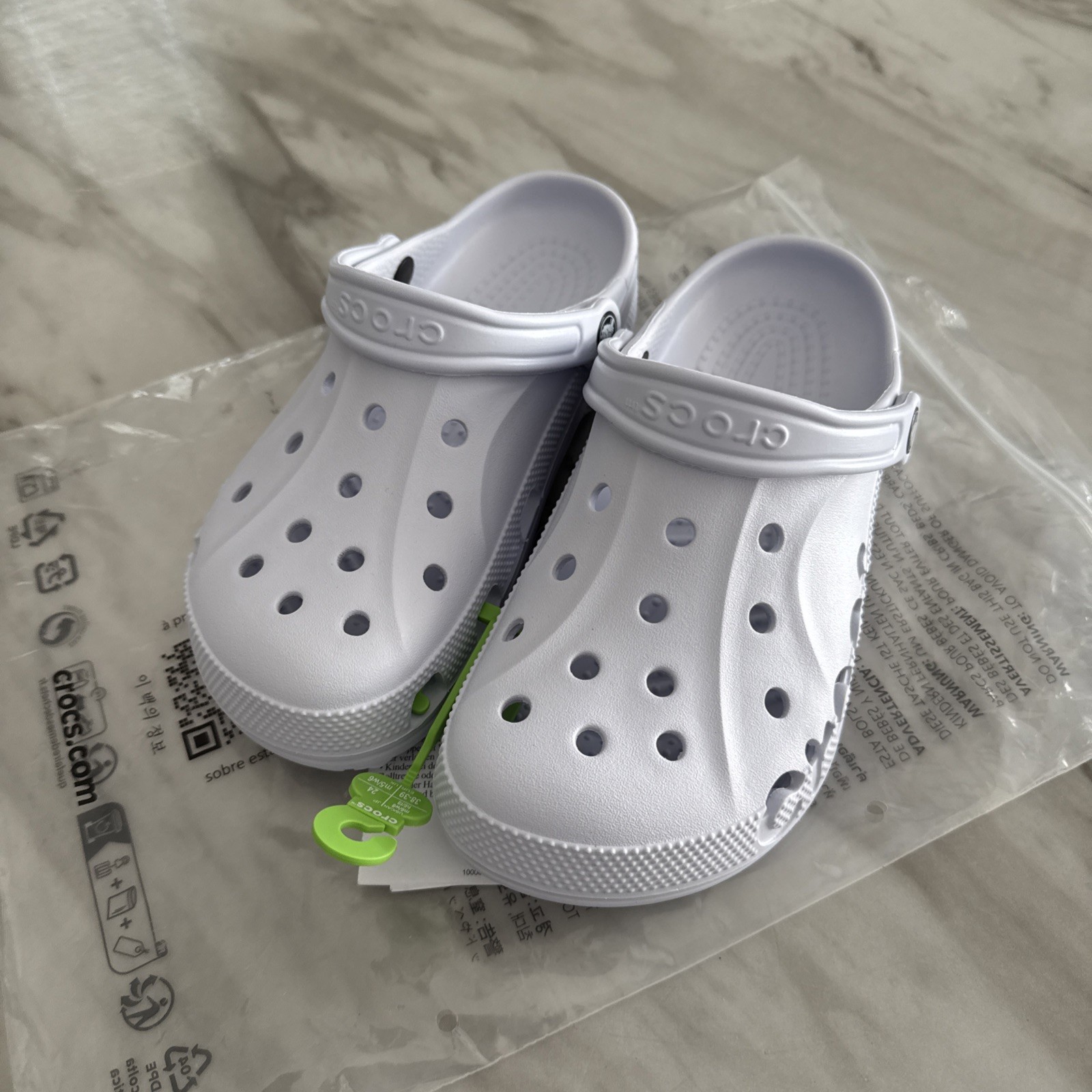 New With Tags Original Baya Crocs Size M6 W8