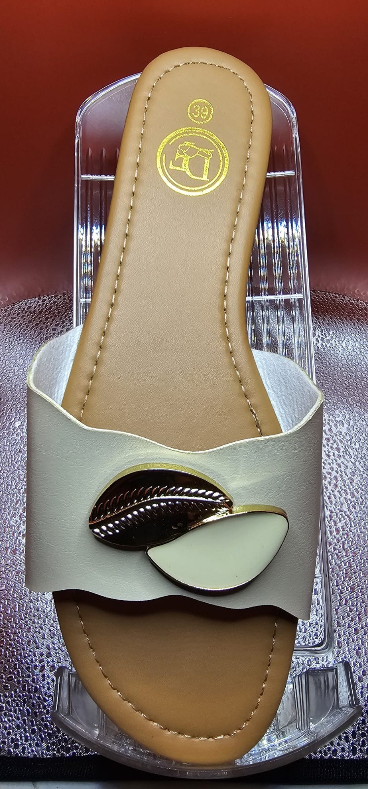 DT Women’s Multicolor Slip-On Slide Sandals Logo Metallic Beaded Accents 8
