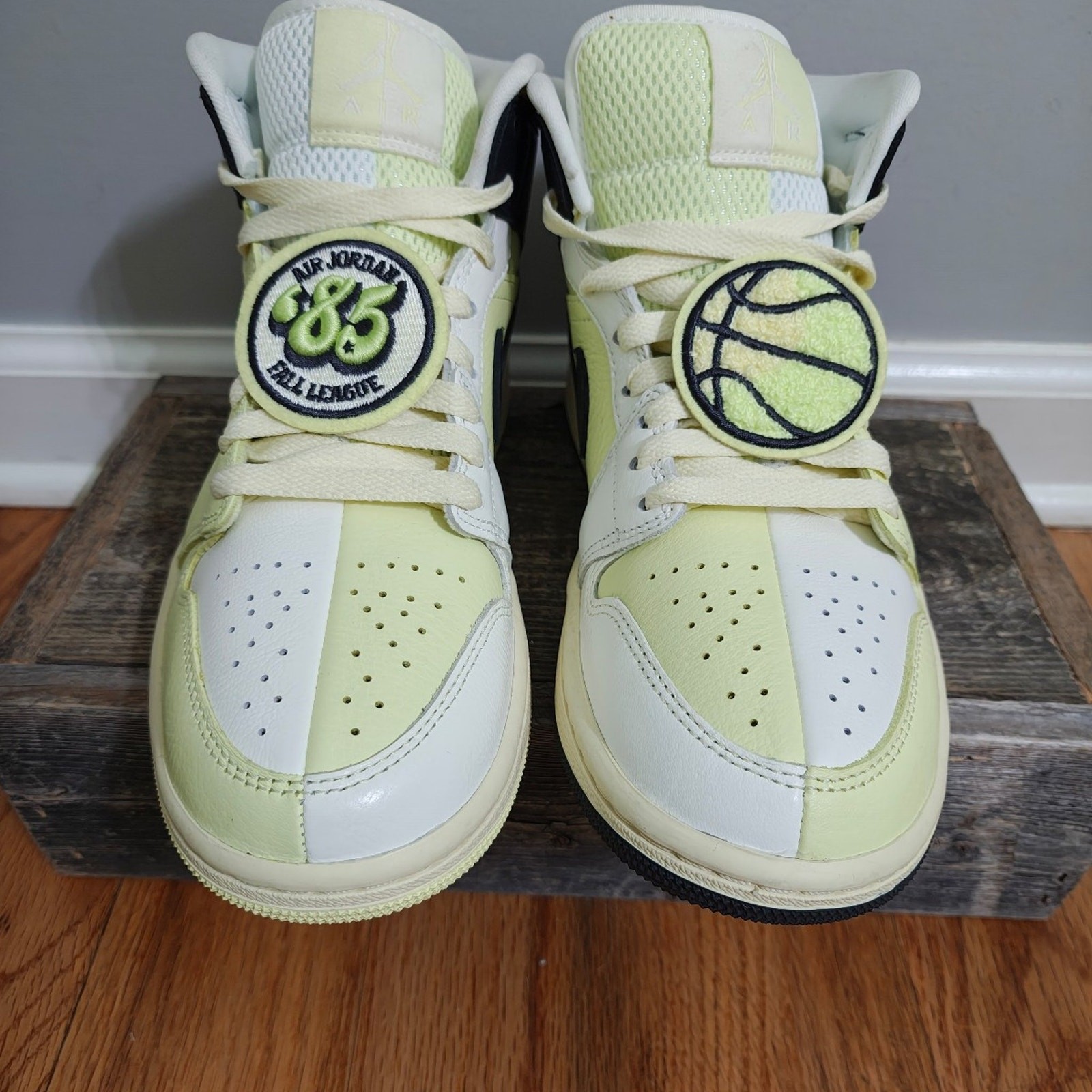Air Jordan 1 Mid SE Matchly Barely Volt Black Women’s Size 7.5