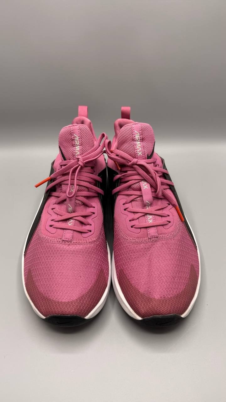 Nike Air Max Bella TR 3 Women’s Training Shoes — Pink/Black US 10, Worn Once