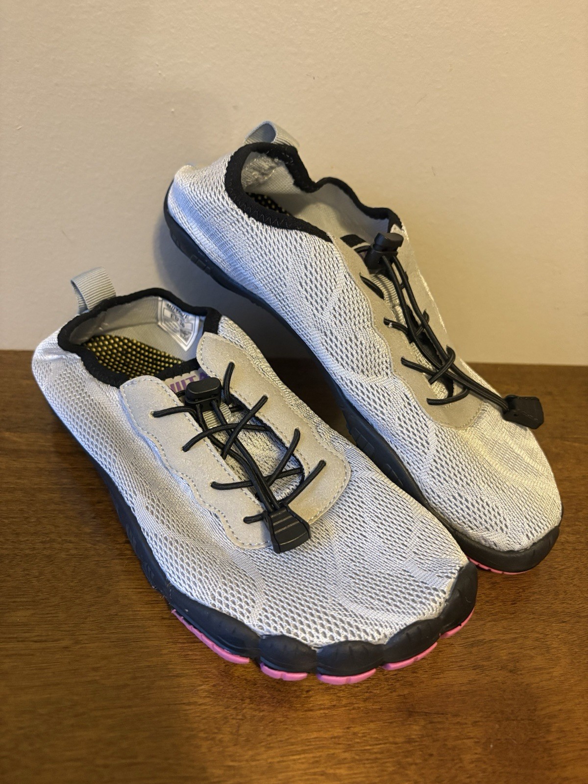 Hiitave Barefoot Mesh Water Shoes Women’s Size US 6.5, EU 36 Gray/Black/Pink