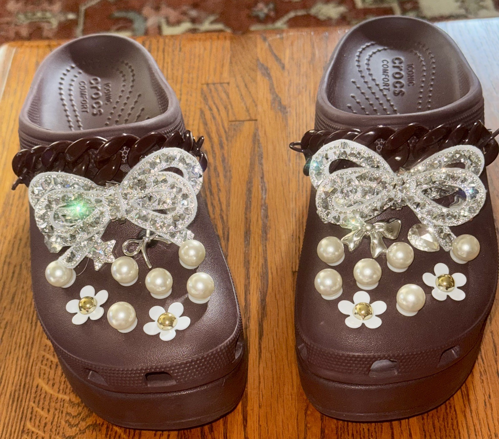 Bling Crocs Siren embellished jibbitz Platform Clog In Burgandy W8