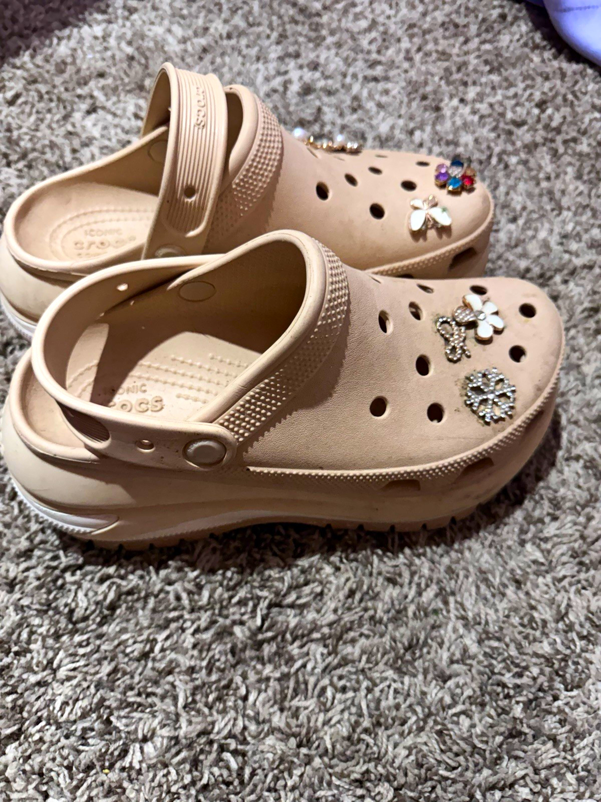Crocs Classic Women’s Clog Beige US 8 Slip-On Cushioned Comfort
