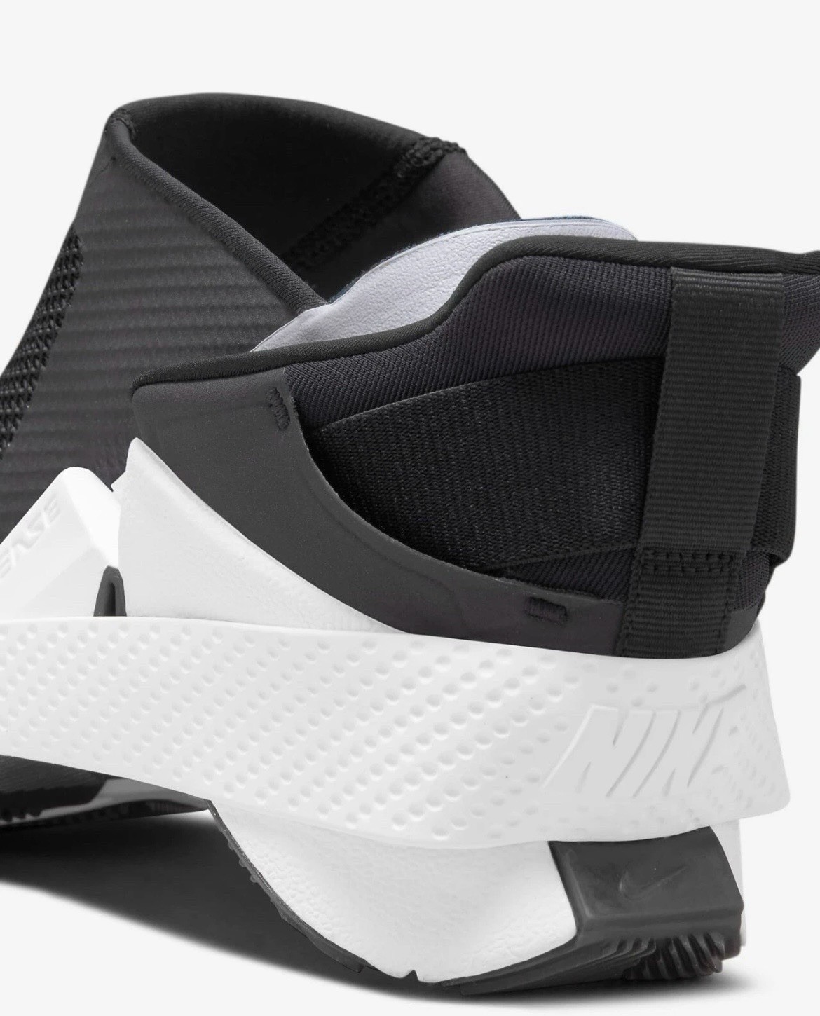Nike Go Flyease Easy Slip On/Off Shoes Sneakers Black White NEW Womens Size 8.5