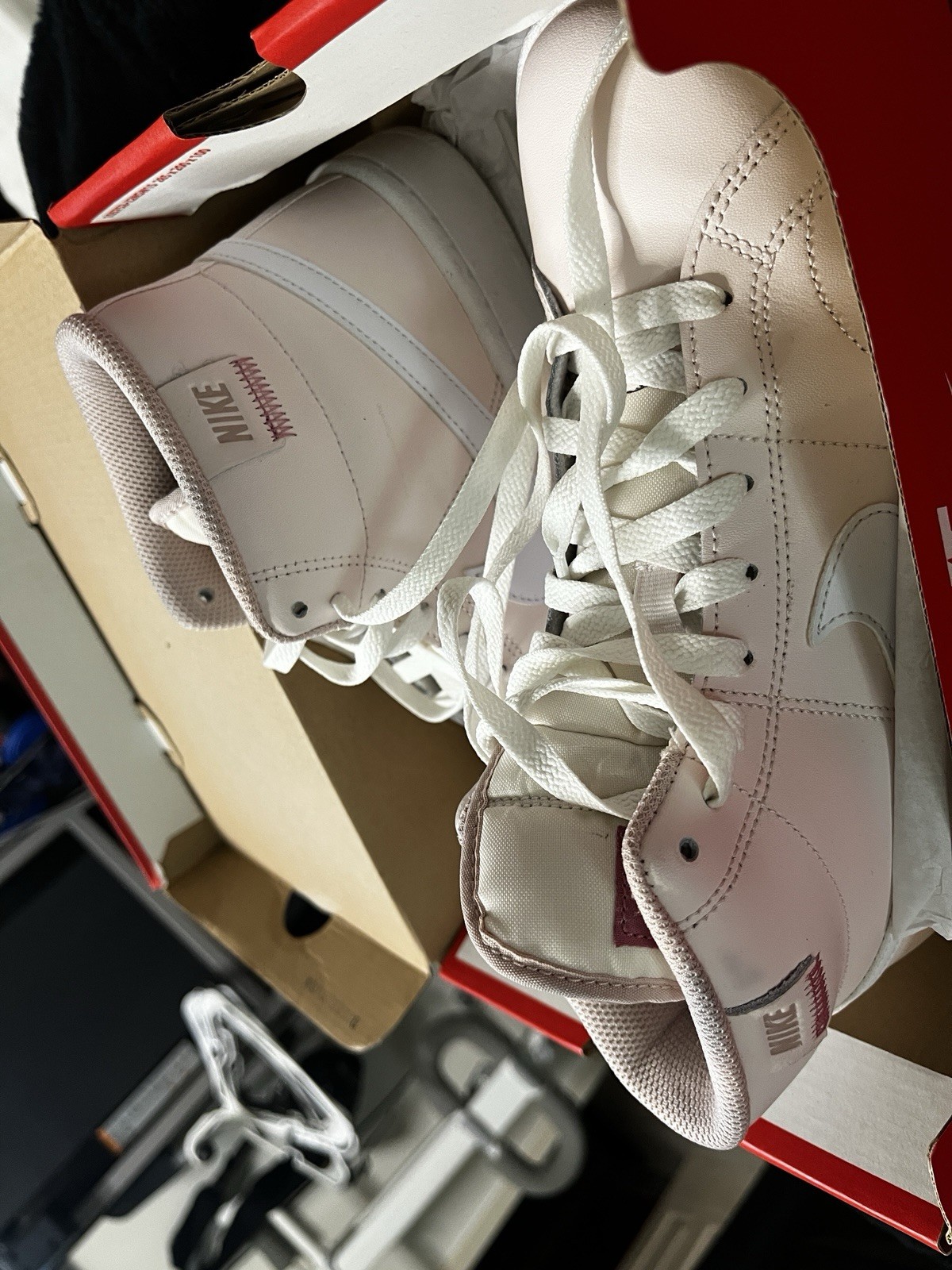 Nike Court Royale 2 Mid Top Women’s Sneakers LTPink/White FD0286-600 WORN ONCE