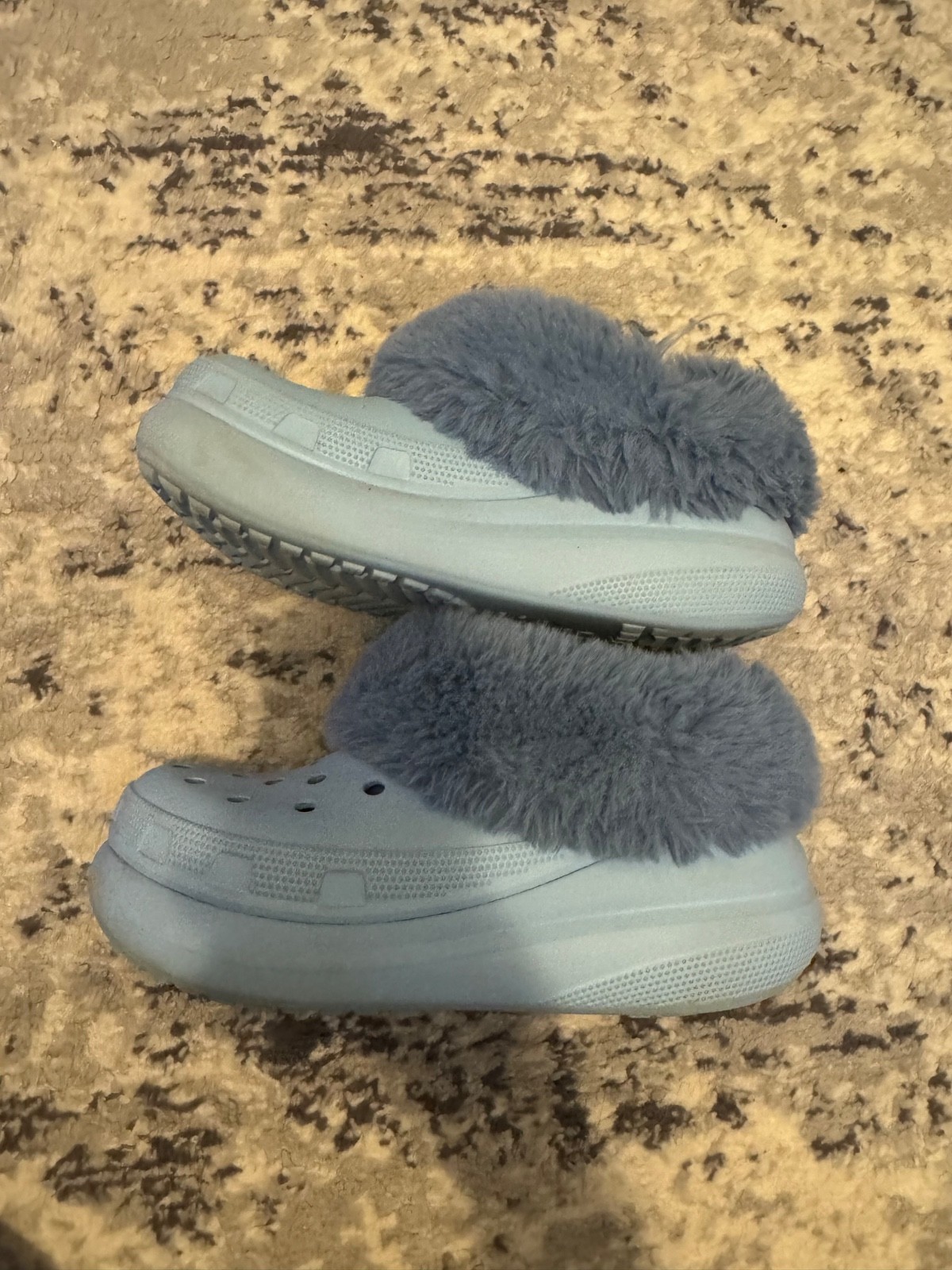 Crocs Classic Platform Lined Clog Blue Faux Fur Women’s Size 7 / Men’s 5