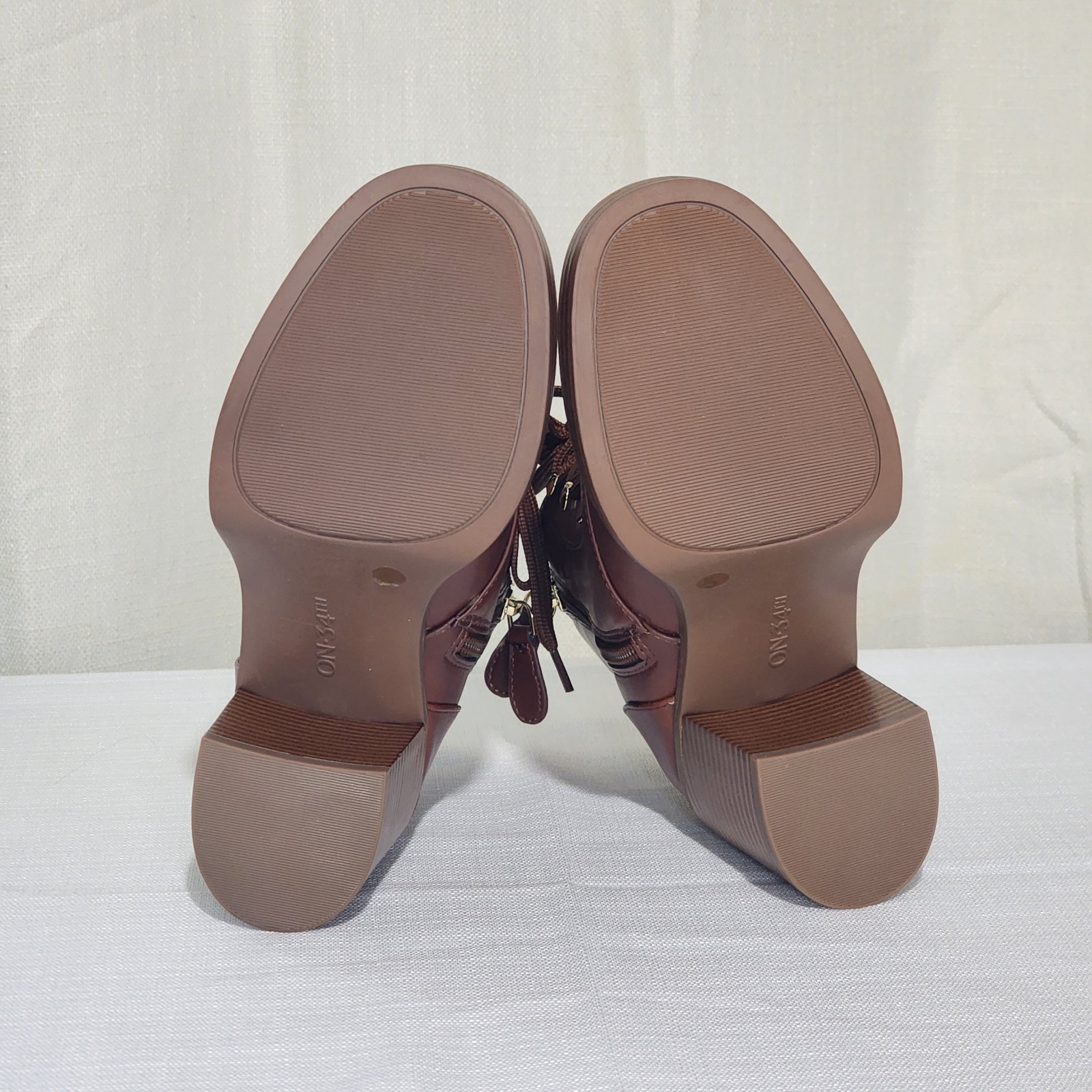 On 34th Women’s Prittee Botties Block Heel Full Zip Brown Size 5 NWB