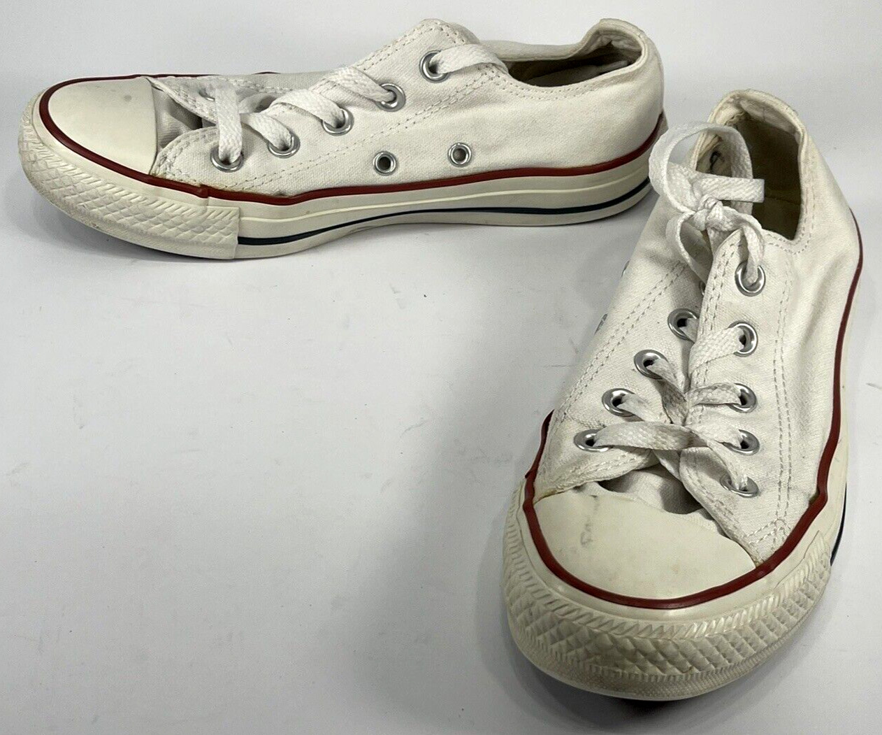 Converse – Chuck Taylor All Star Sneakers M7652 – Men’s 4/ Women’s 6 *Used*