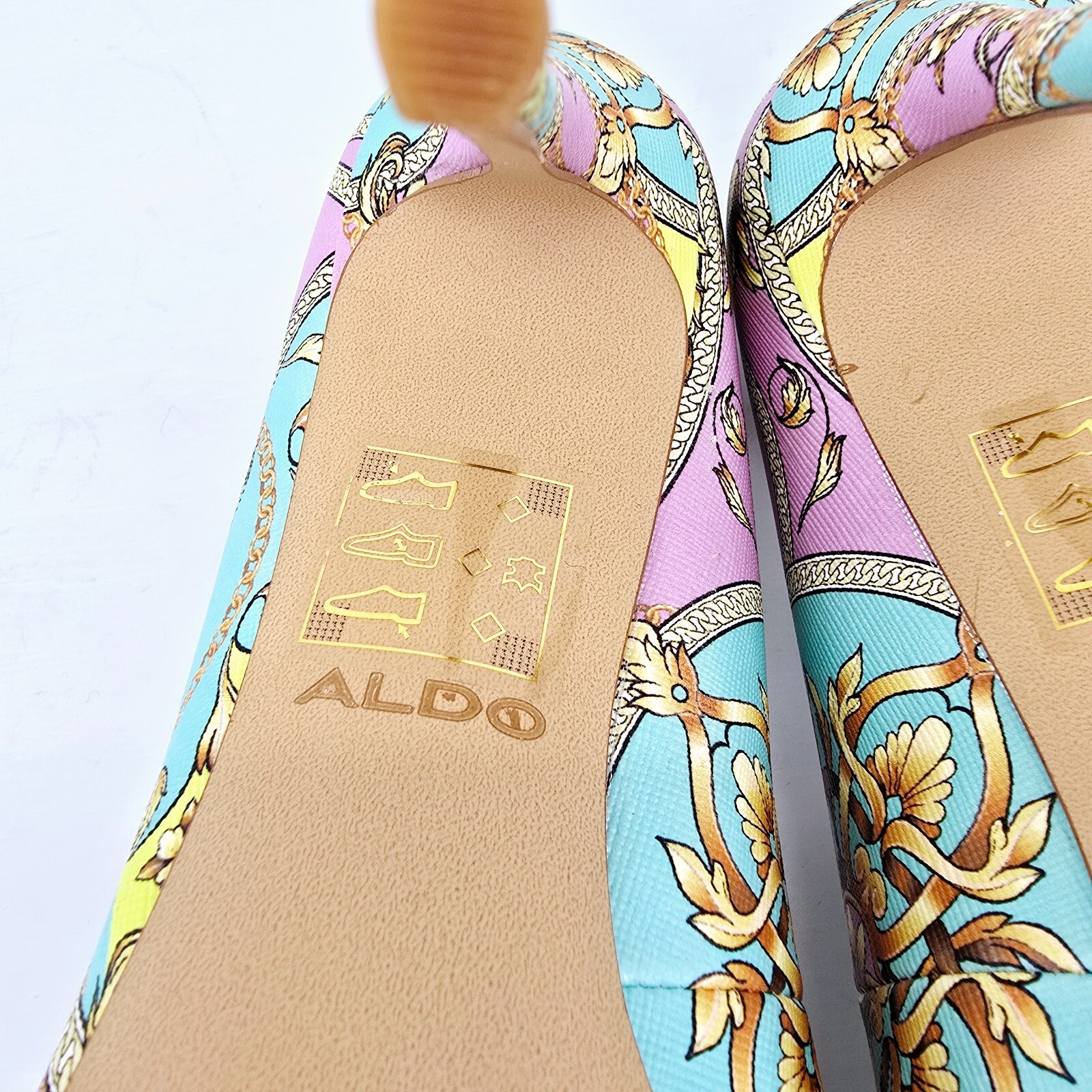 ALDO Stessy Multi Lavender Yellow Aqua Size 8 Women’s 4.25” High Heel Pumps
