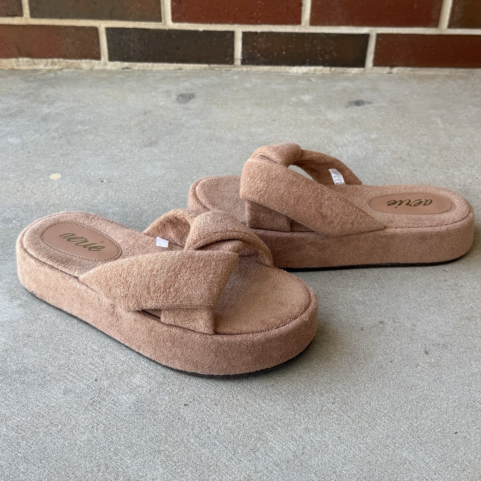 Aerie Terry Twist Platform Slippers Womens Tan Cloth Criss Cross Cozy Lounge 9