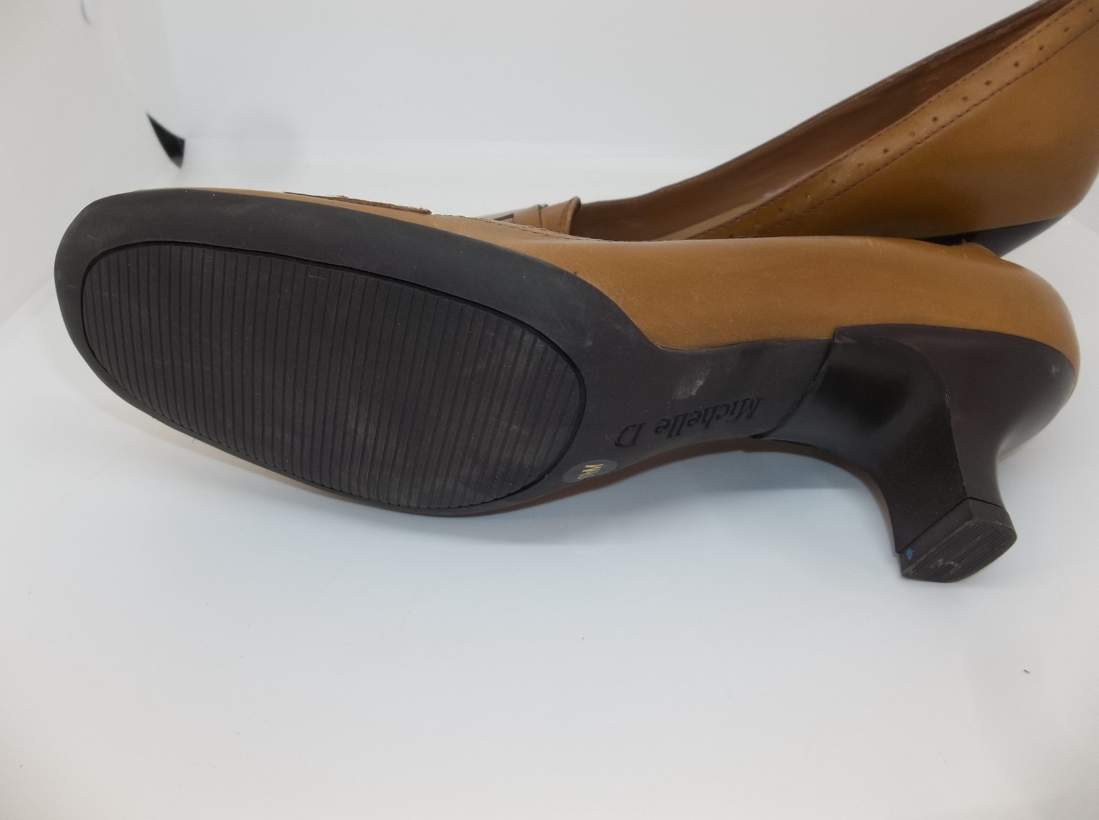 VTG MICHELLE D BROWN LEATHER HEELS PUMPS SIZE 6.5 Y2K 90’s NEW NON-SLIP