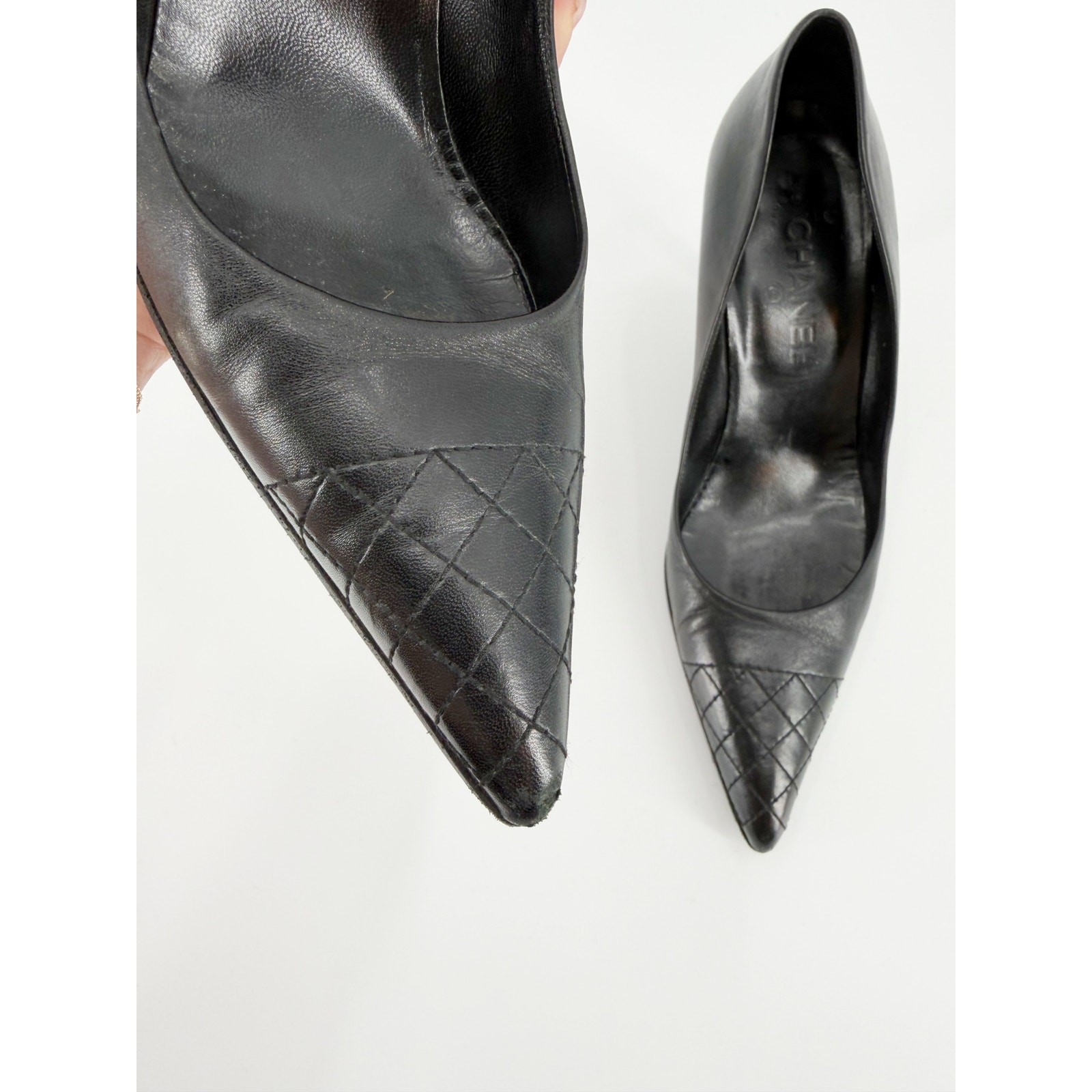 Chanel Quilted Cap Toe Pointed Pumps Black Leather CC Logo Back Heel Shoes 39