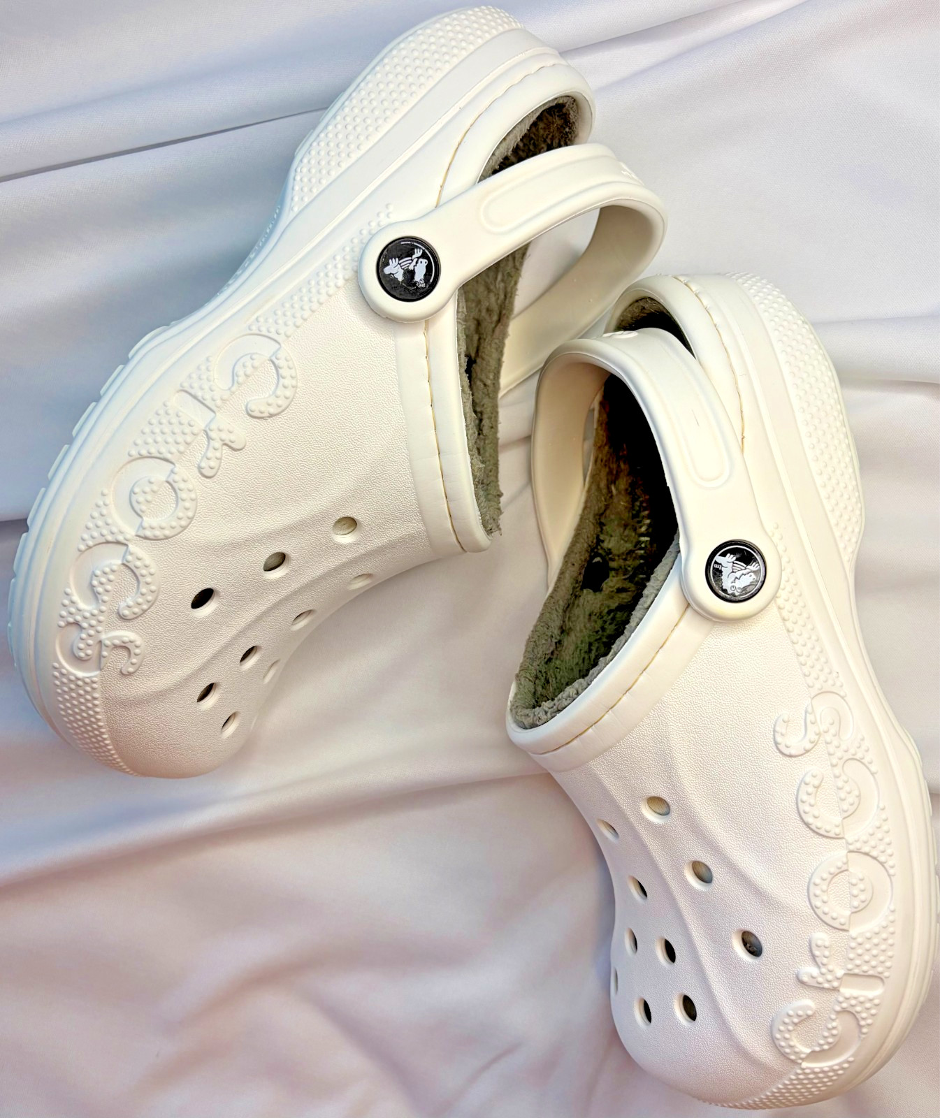 Crocs Classic Clogs White Baya Gray Lining Men 5 Women 7 Lightweight Slip-ons