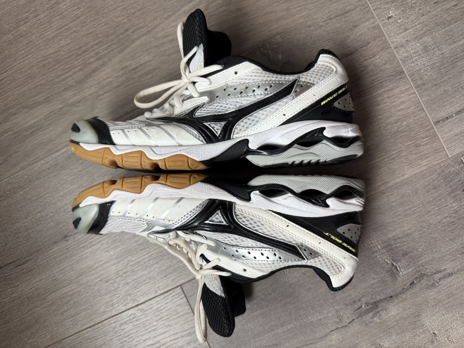 Mizuno Wave Bolt volleyball shoe sz 9W
