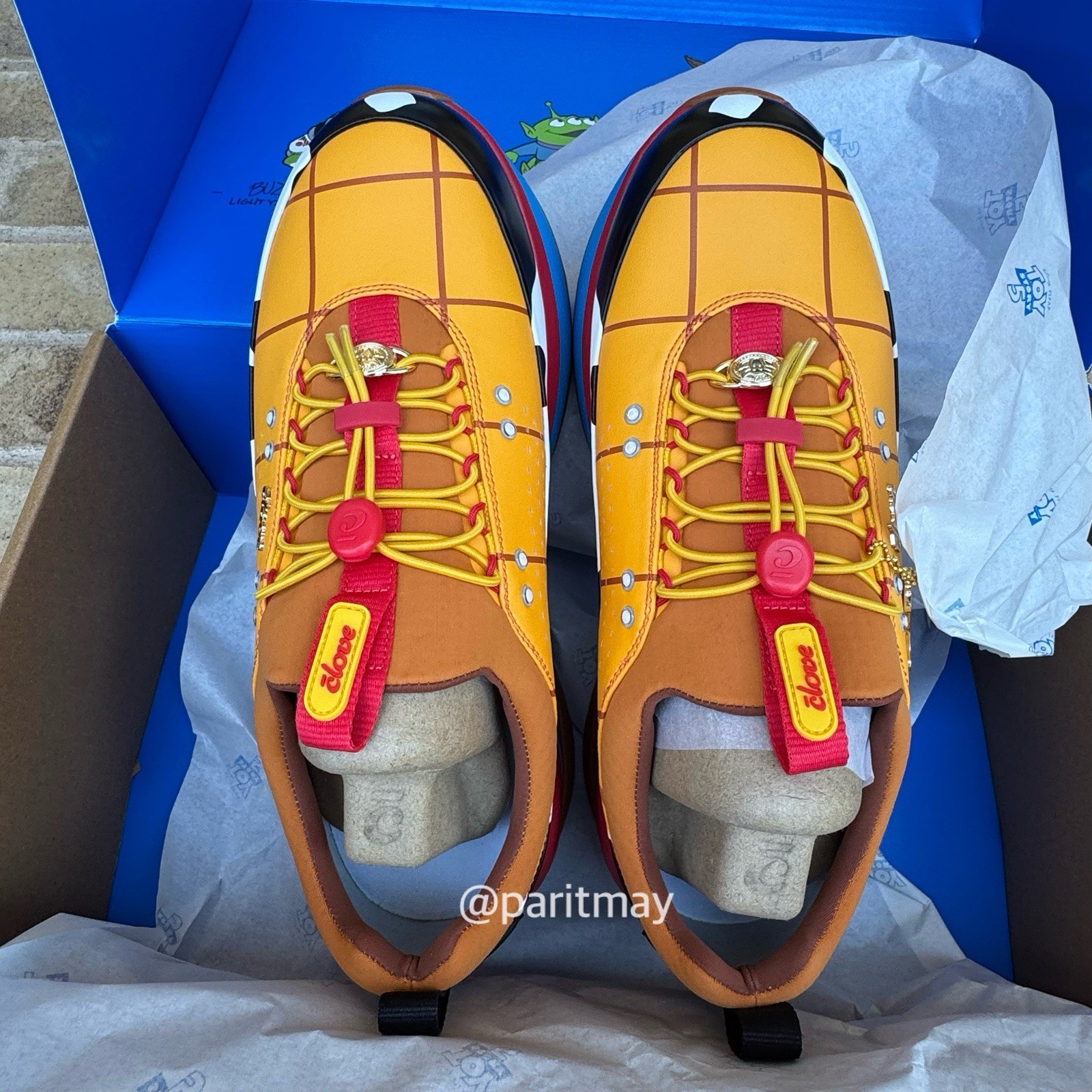 Ćlove Women’s Disney Pixar’s Toy Story 5 Woody W10/ M8 (NEW IN BOX)