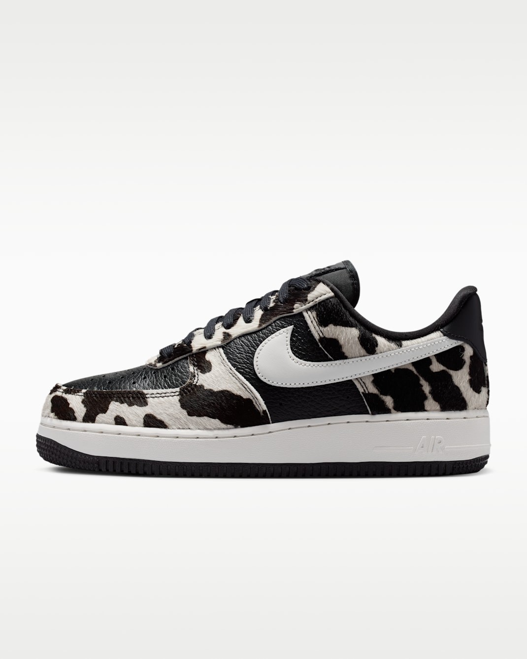 NIKE Women’s Air Force 1 ’07 IO0442-001 Black Black Phantom