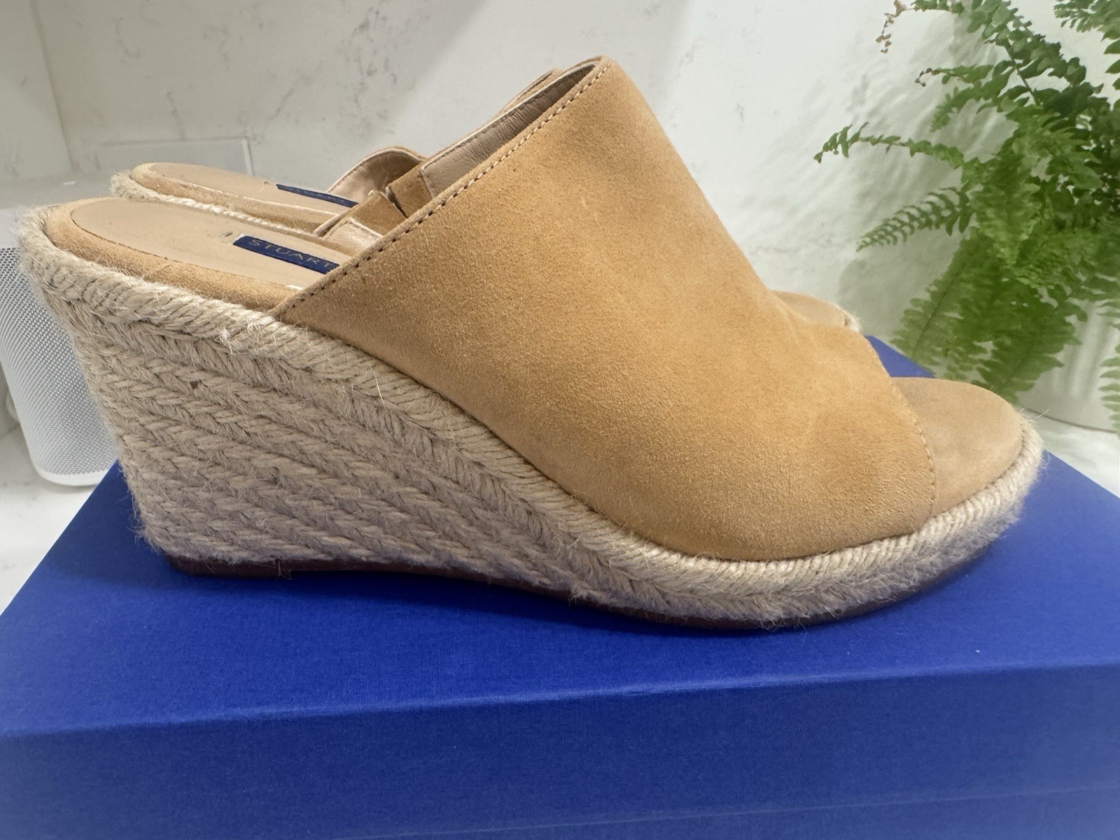Stuart Weitzman Women’s 7 Beige Suede Espadrille Wedge Slide