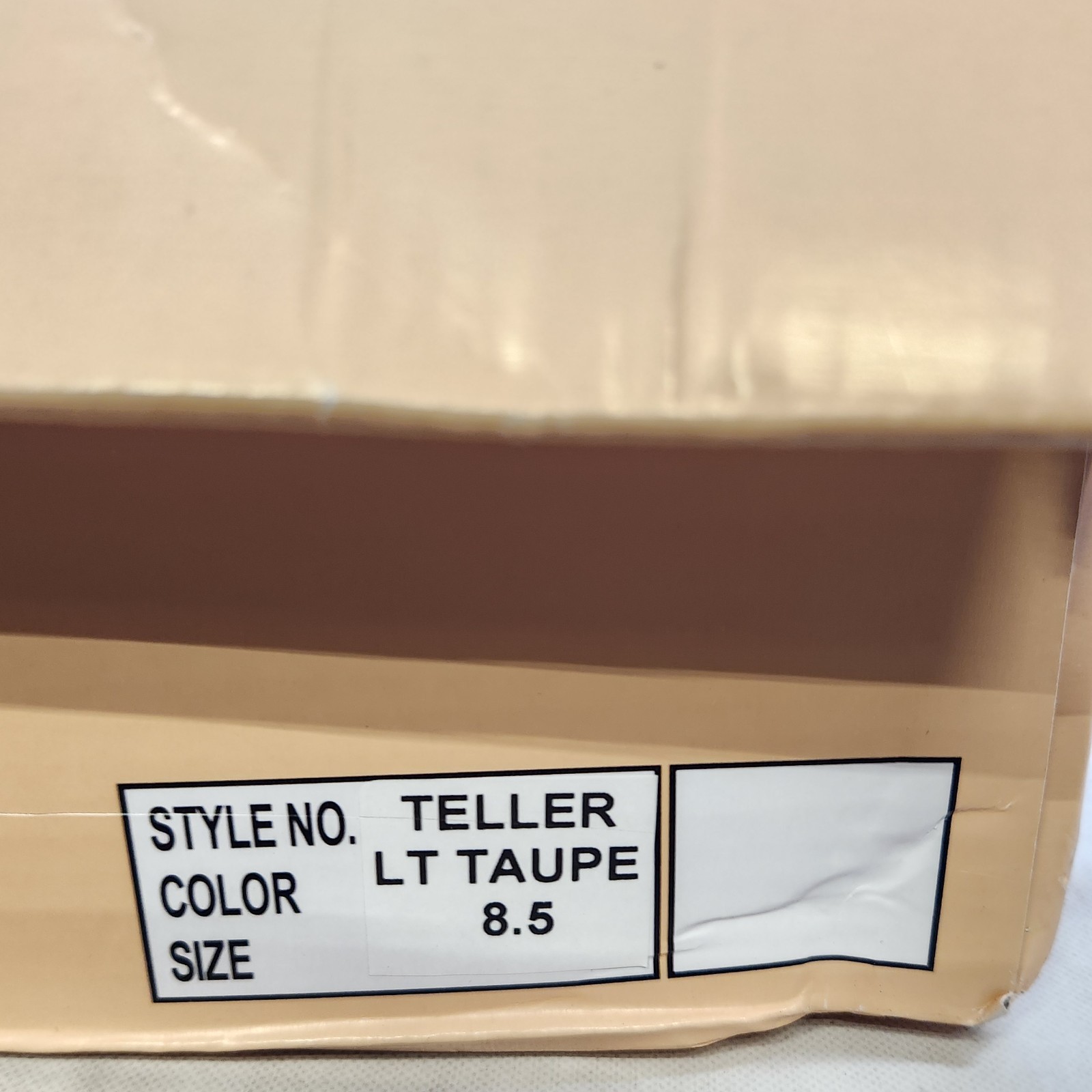 8.5 WOMEN – Soda Teller – Light Taupe