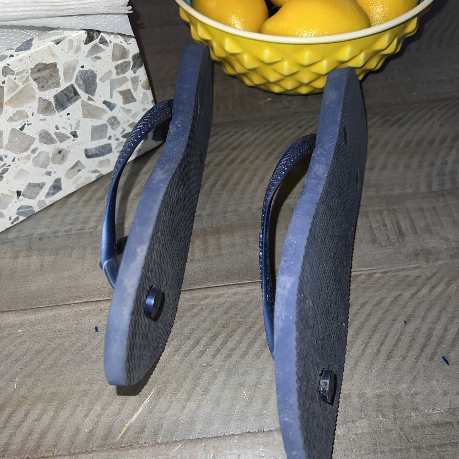 Havaianas Women’s Flip Flops Sandal Navy Blue USA 9/10W EUR 41/42 [used]