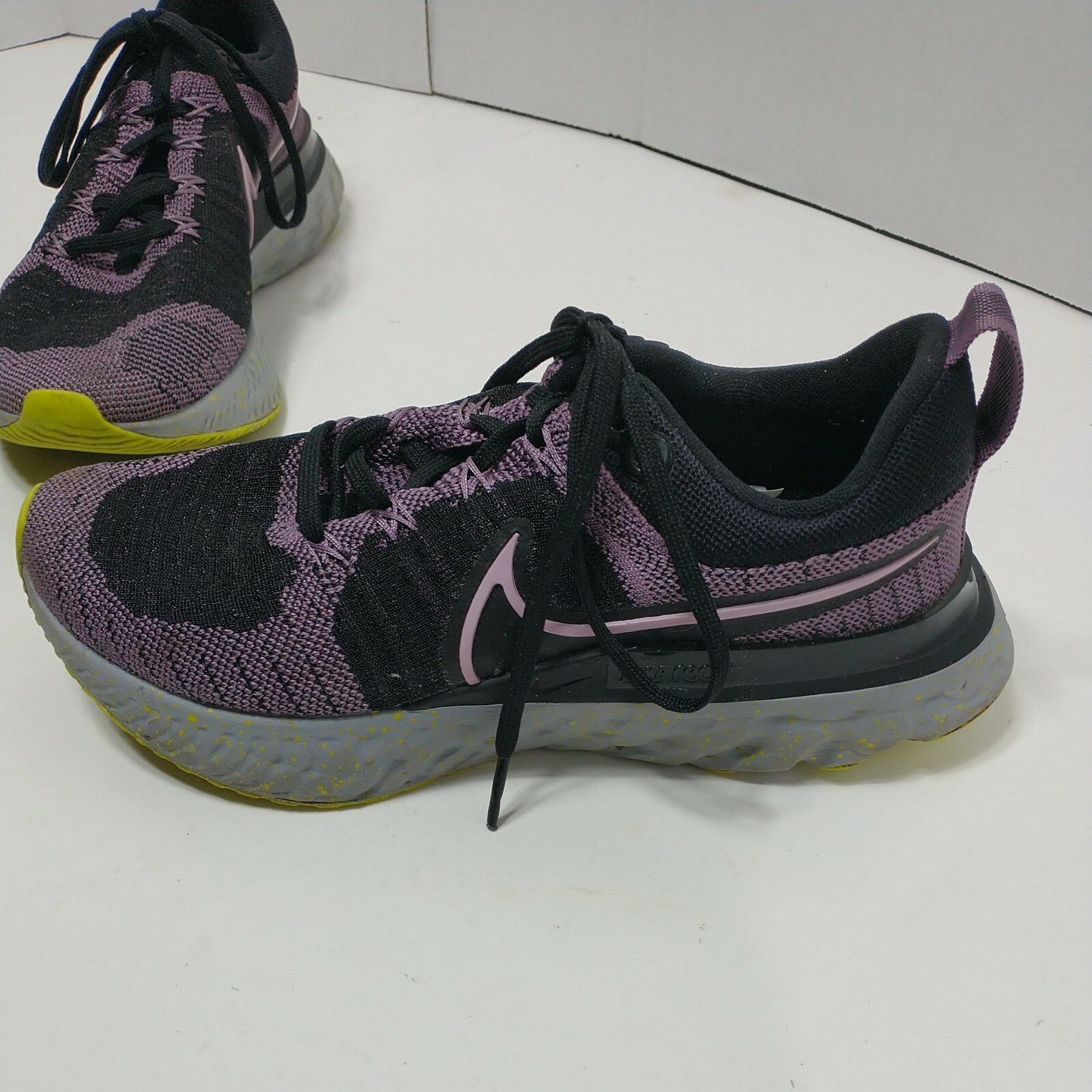 Nike Womens SZ 6.5 React Infinity Run Flyknit 2 CT2423-500 Black Running Shoes