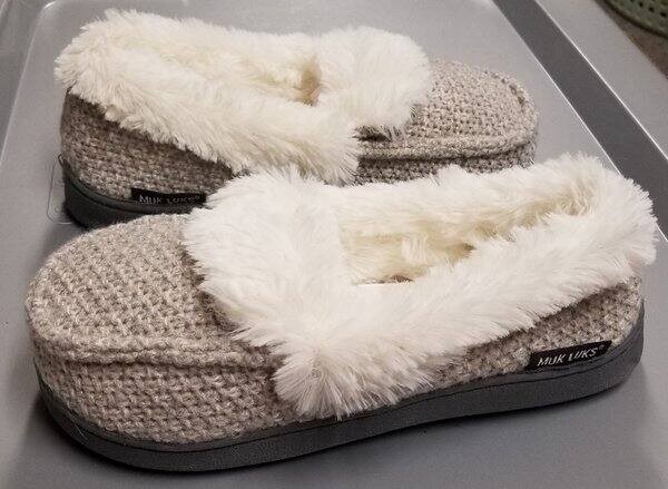 NEW Muk Luks Womens Anais Moccasin Slippers SM 5-6