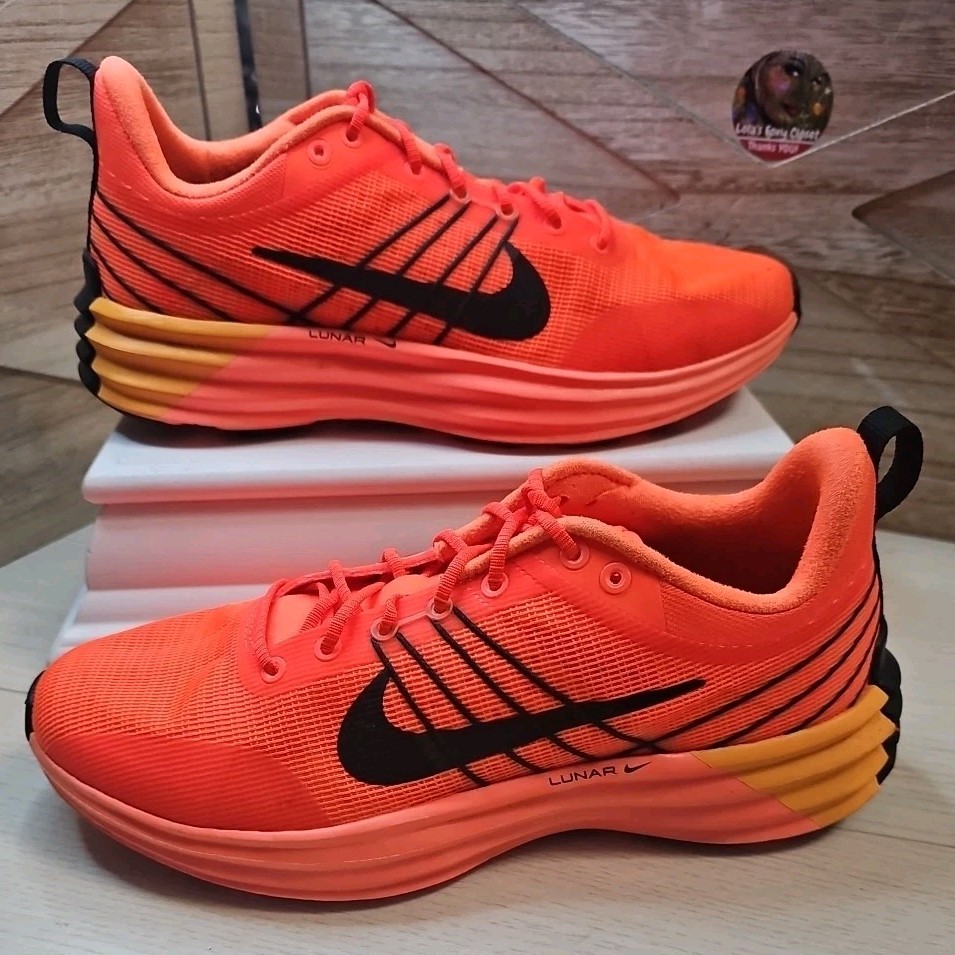 Nike Lunar Roam Hyper Crimson and Light Wild Mango (Women) 8.5 Men 7 #535