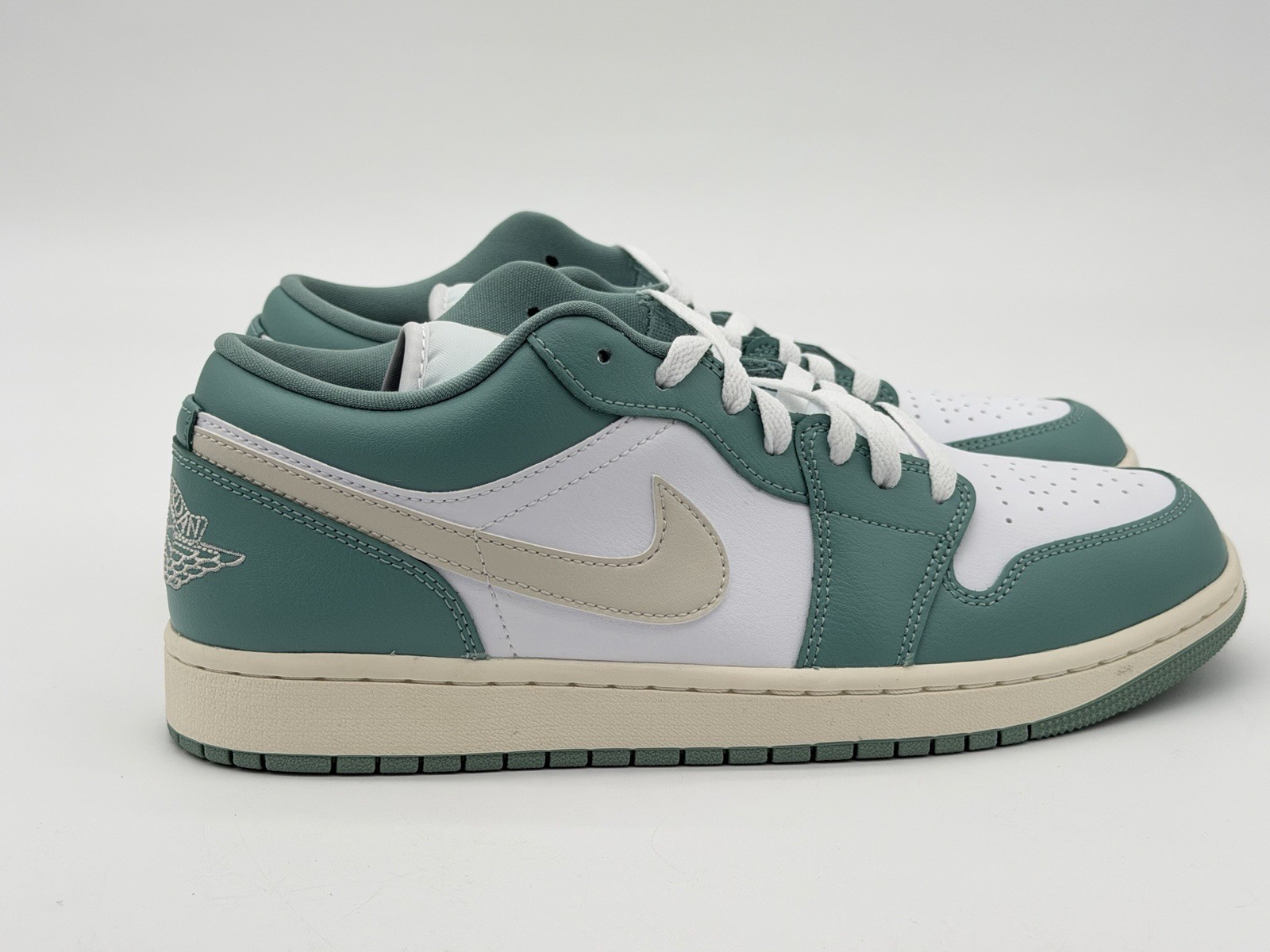 Women’s 11 / Men’s 9.5 – Nike Jordan 1 Low Cannon Sail LE DC0774-138 No Box Lid
