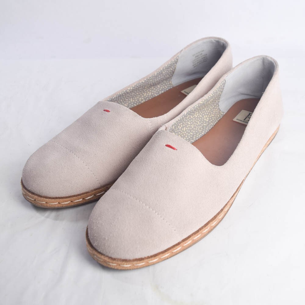 ED Ellen Degeneres Womens 8 Pale Pink Beige Suede Flats Loafers Slip Ons Norana