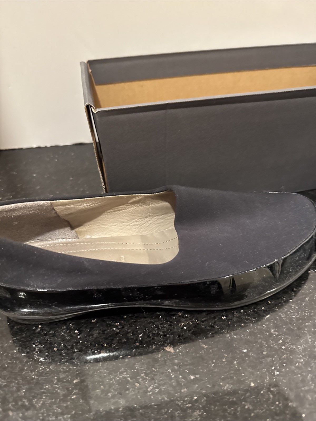 ECCO Touch Ballerina BLACK PATENT LEATHER STRETCHY FABRIC FLATS Slip Ons 7-7.5