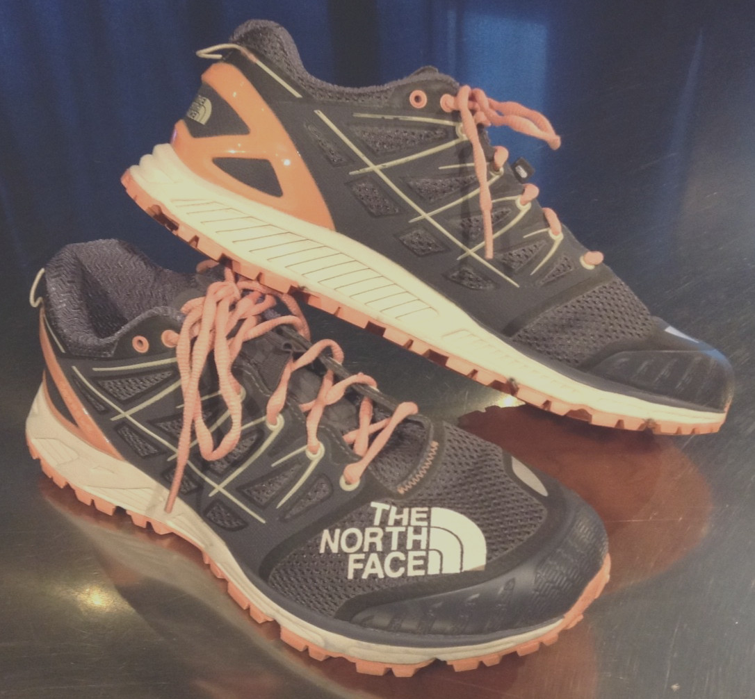 The North Face Ultra Endurance 2 Women’s 11 Trail Running Shoes Grey & Pink VGC