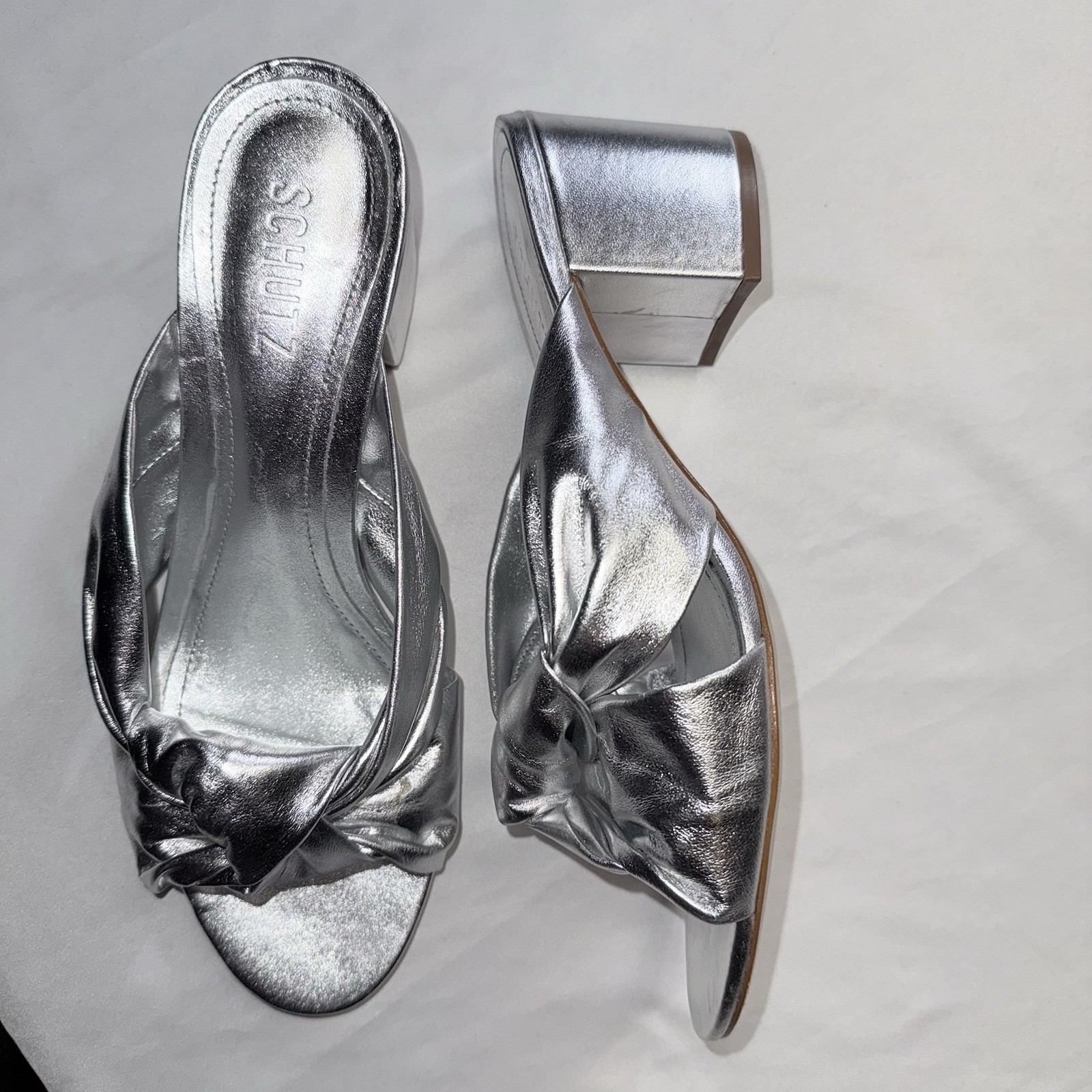 Schultz Women’s Silver Mule Size 9.5
