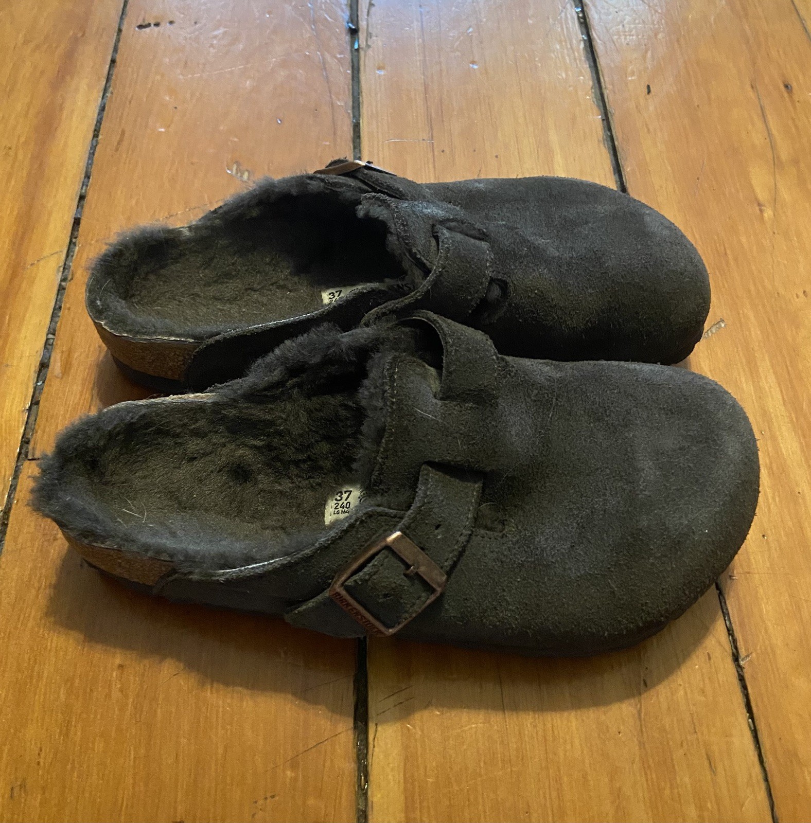 Birkenstock Boston Shearling Dark Brown Suede Clogs Womens Size EU 37 US 6 Wtr