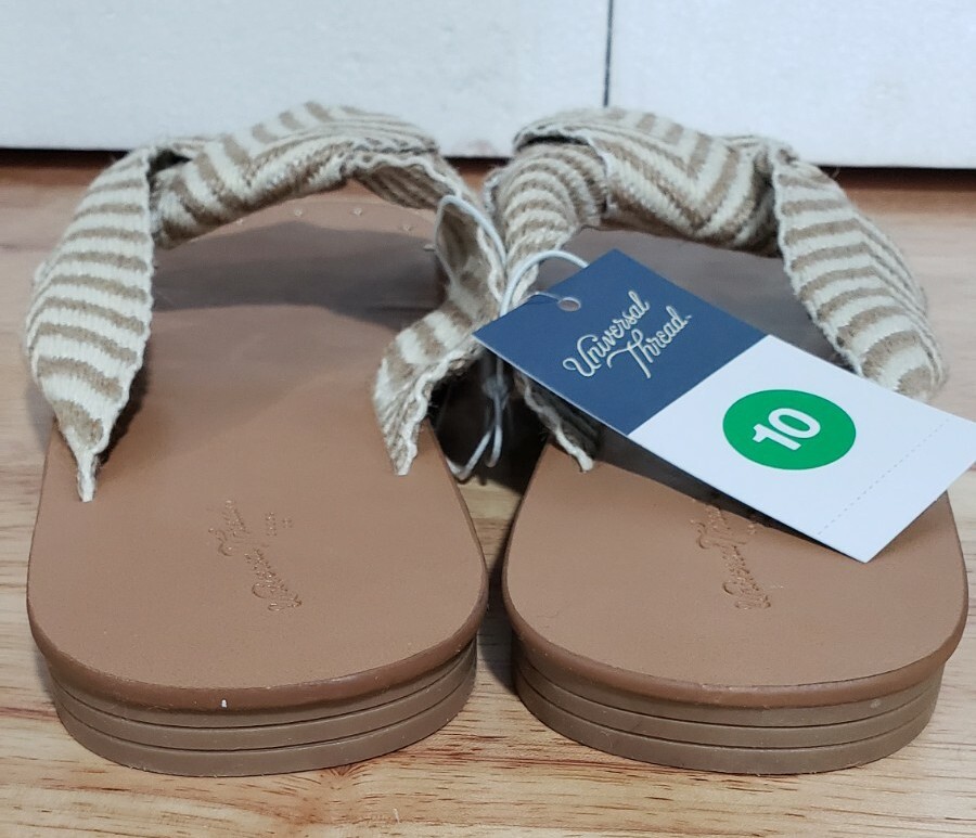 💥💥Women’s Louise Chevron Print Knotted Slide Sandals – Universal Thread Tan 10