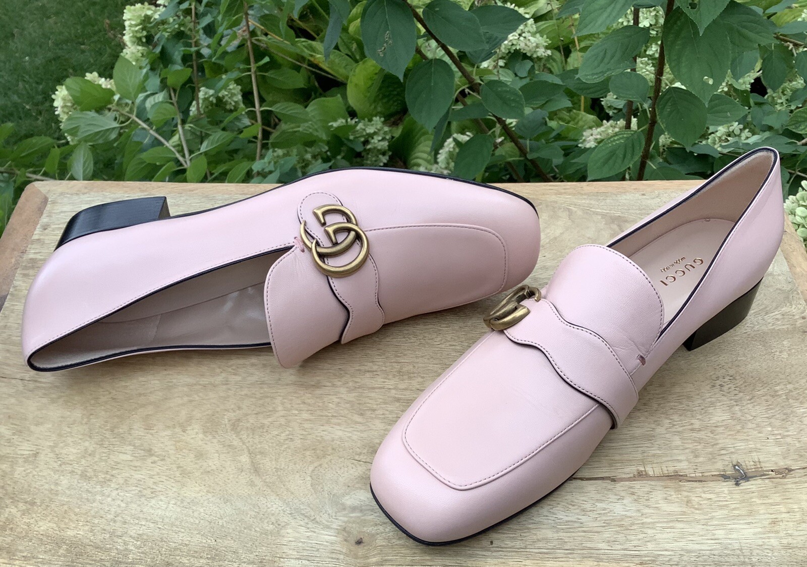 NEW! $850 – GUCCI MARMONT GG Logo Pink Leather Loafers, Size 41EU