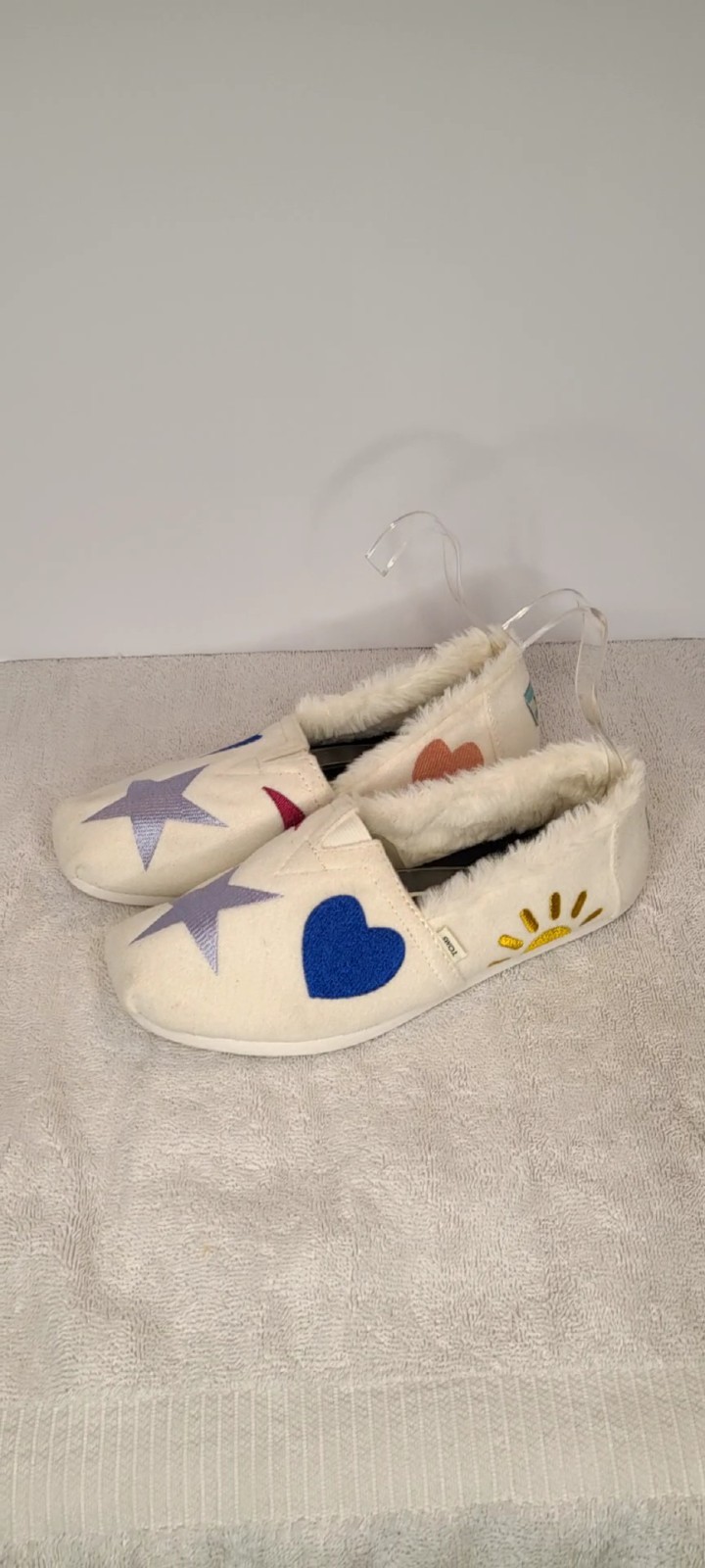 Toms Alpargata Faux Fur Lined Slip-On Shoes Women’s Size 6W Cream Hearts & Stars