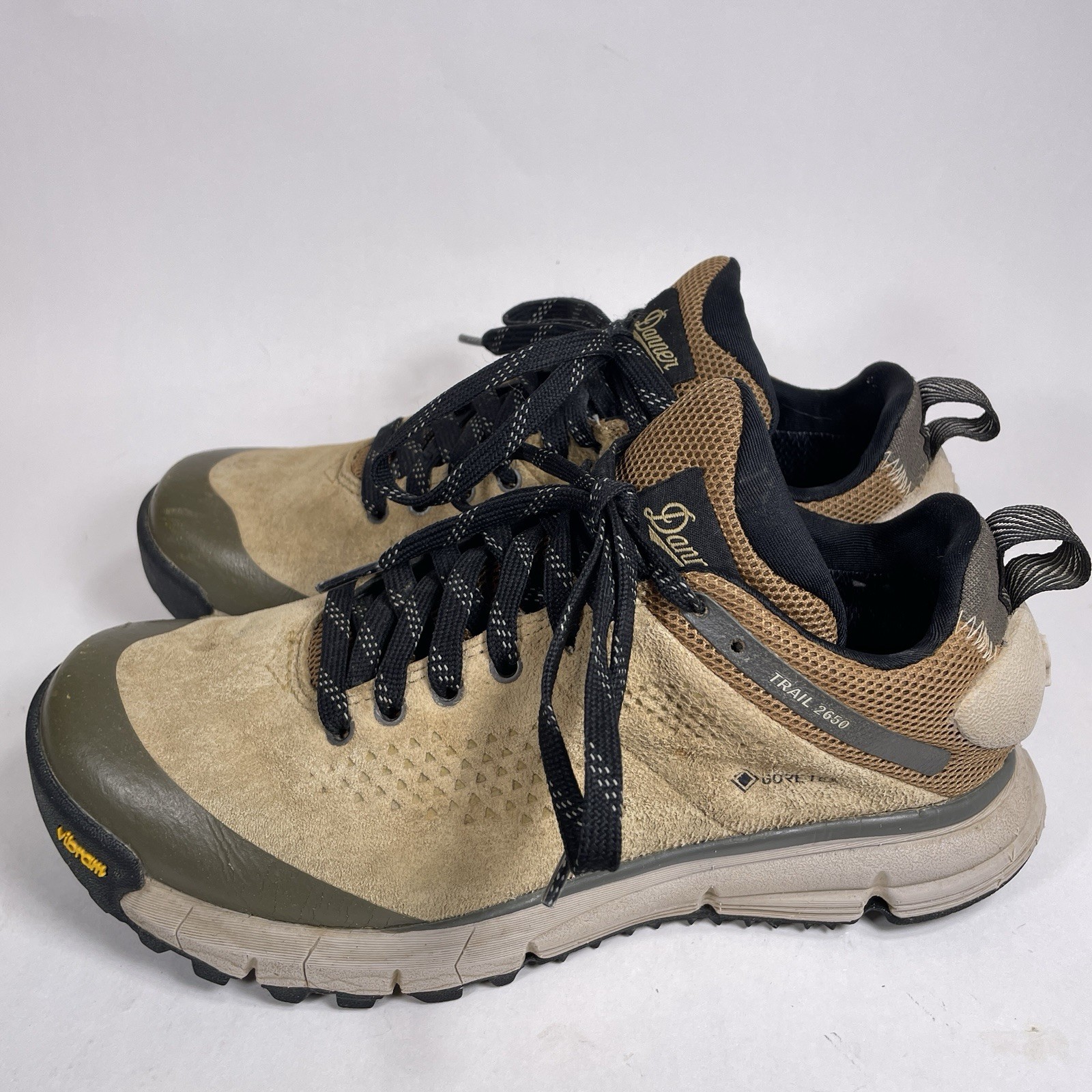 Size 7 – Danner Trail 2650 Gore-Tex Hiking Shoes Prairie Sand Gray GTX Womens