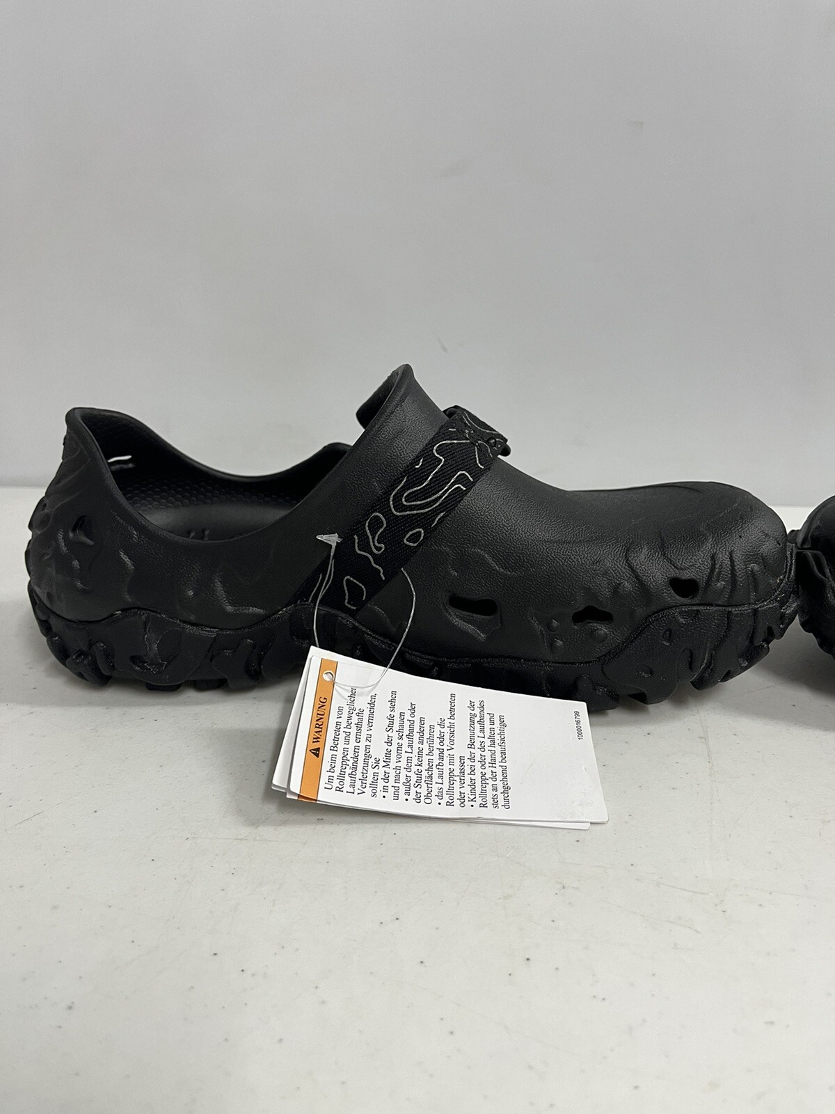 Crocs All-Terrain Atlas Triple Black Clog Men’s 6 Women’s 8 Outdoor Water Shoes