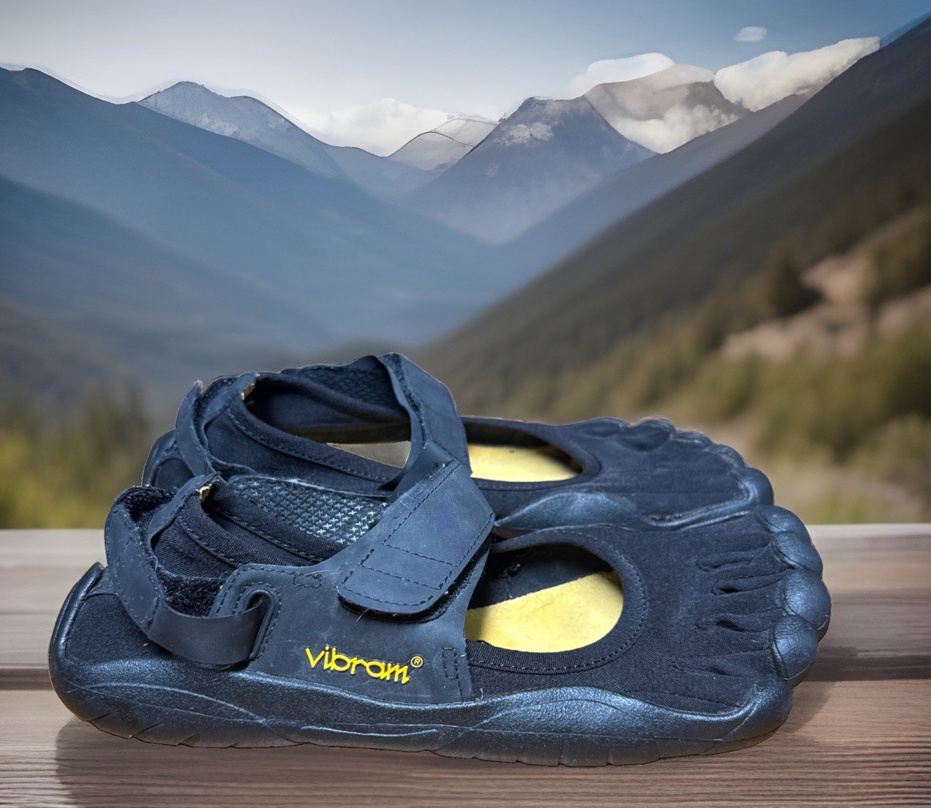 Vibram FiveFingers Women’s Barefoot Shoes Black W118 Size W 41 Size 9