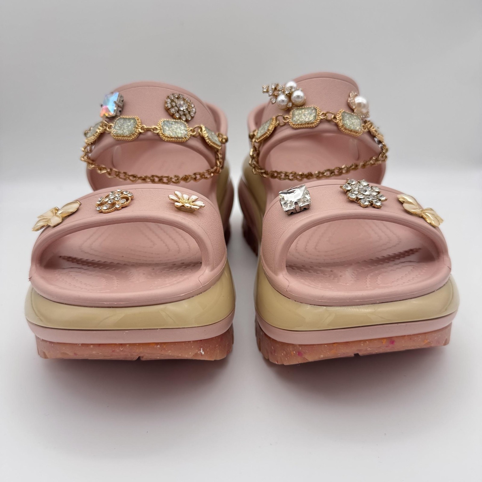 Crocs Mega Crush Sandals Womens Size 9 Rhinestone Jibbitz Charms Bling Chunky