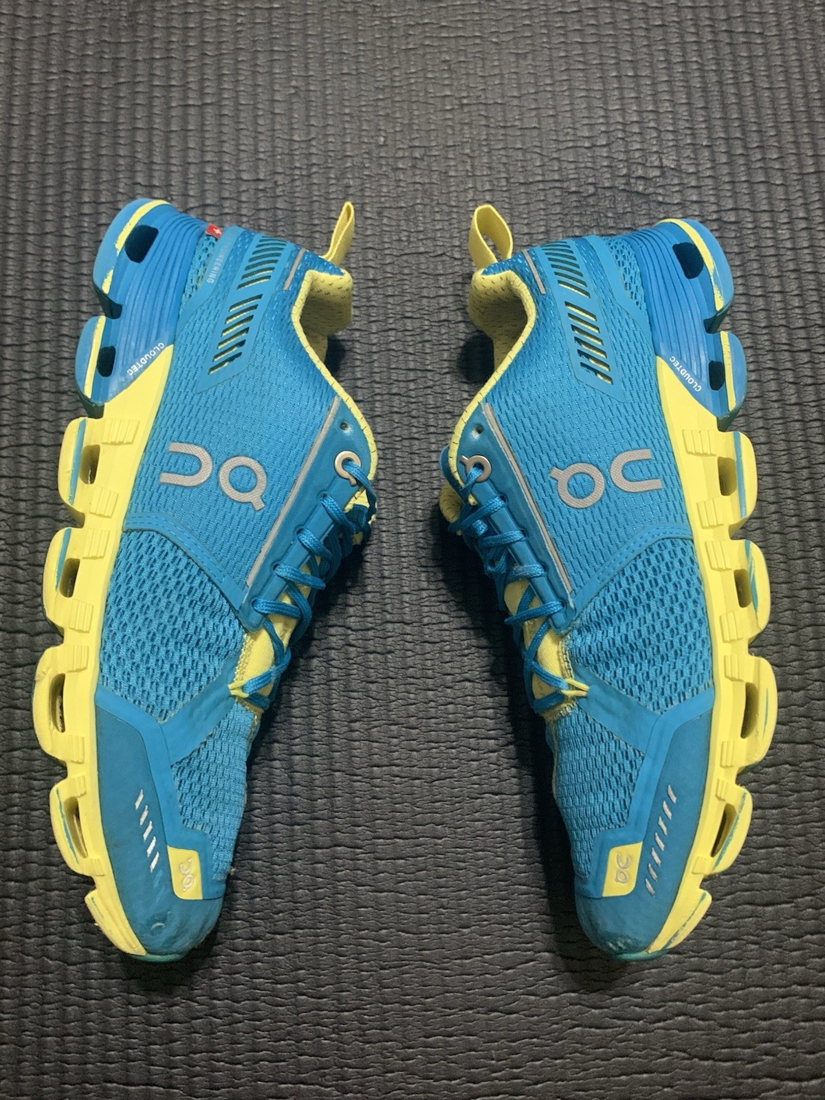 On Cloud Cloudflyer Women’s Running Shoes, Size 7, Blue Yellow