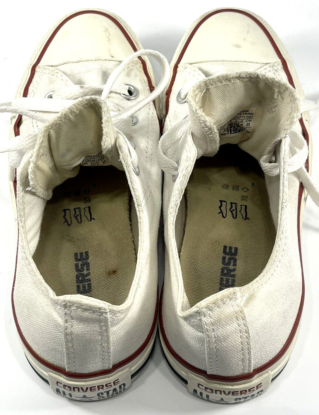 Converse – Chuck Taylor All Star Sneakers M7652 – Men’s 4/ Women’s 6 *Used*